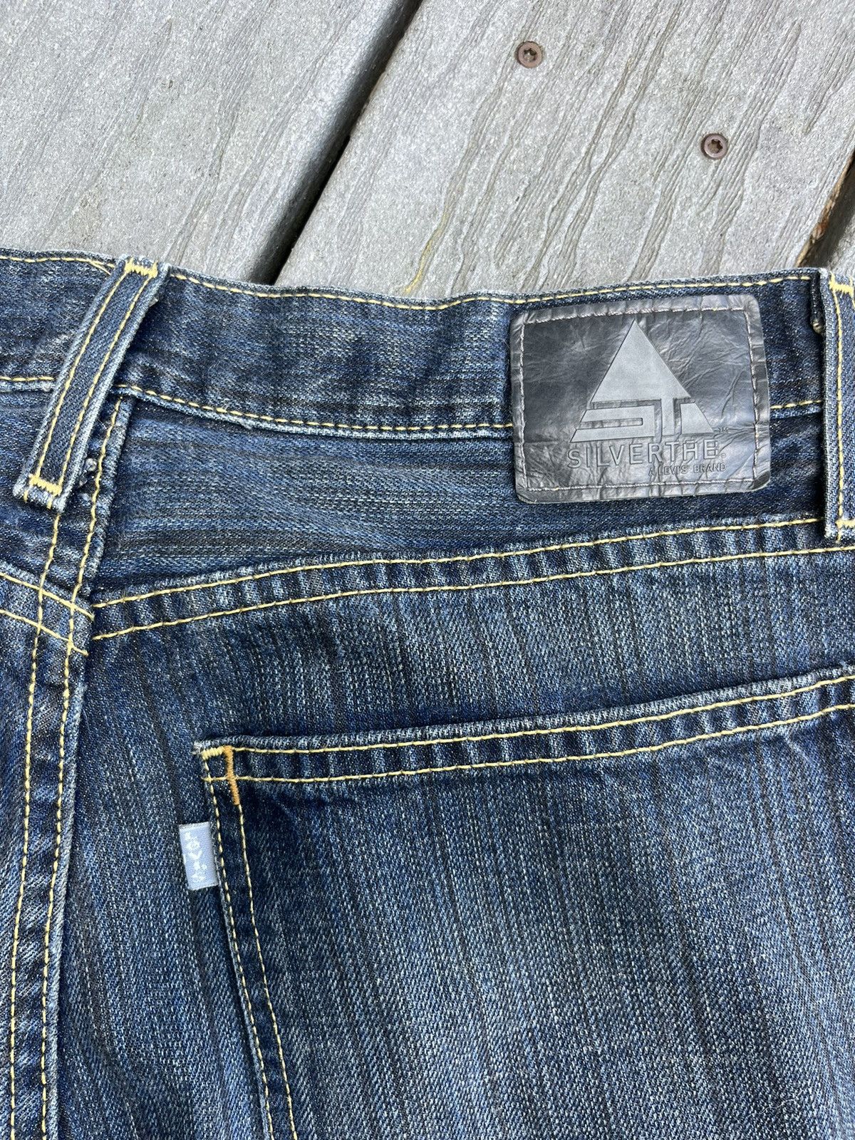 Levi's Vintage Levi’s Silvertab Low and Loose Jeans Size US 33 - 10 Thumbnail