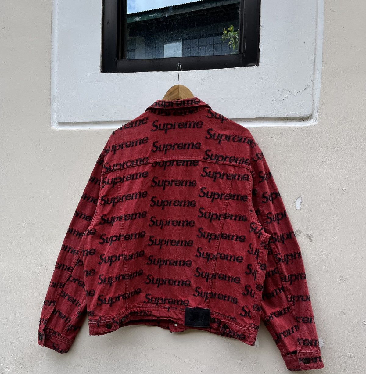 Supreme SUPREME FRAYED LOGOS DENIM JACKET SS21 Size US L / EU 52-54 / 3 - 8 Thumbnail