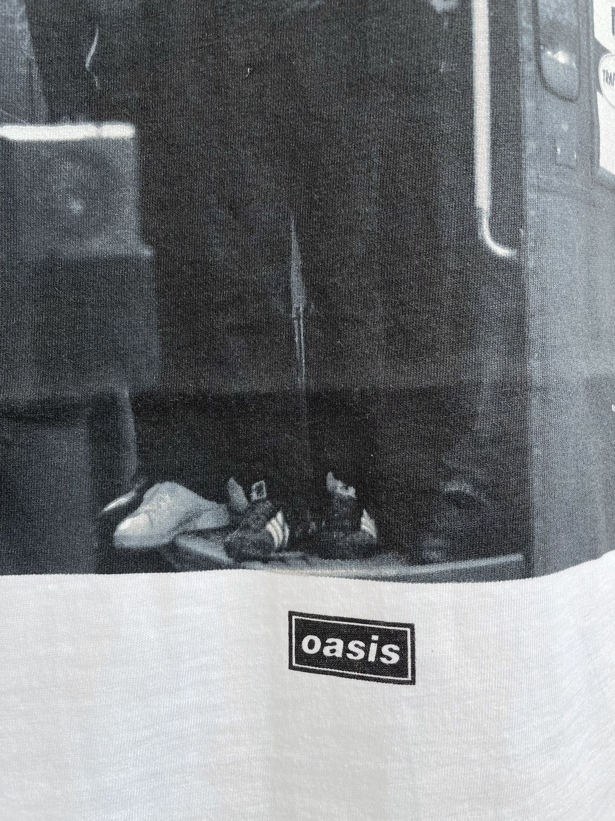 Band Tees × Vintage OASIS OXFORD STREET LONDON BUS PHOTOGRAPH (2024) T-SHIRT Size US L / EU 52-54 / 3 - 4 Thumbnail