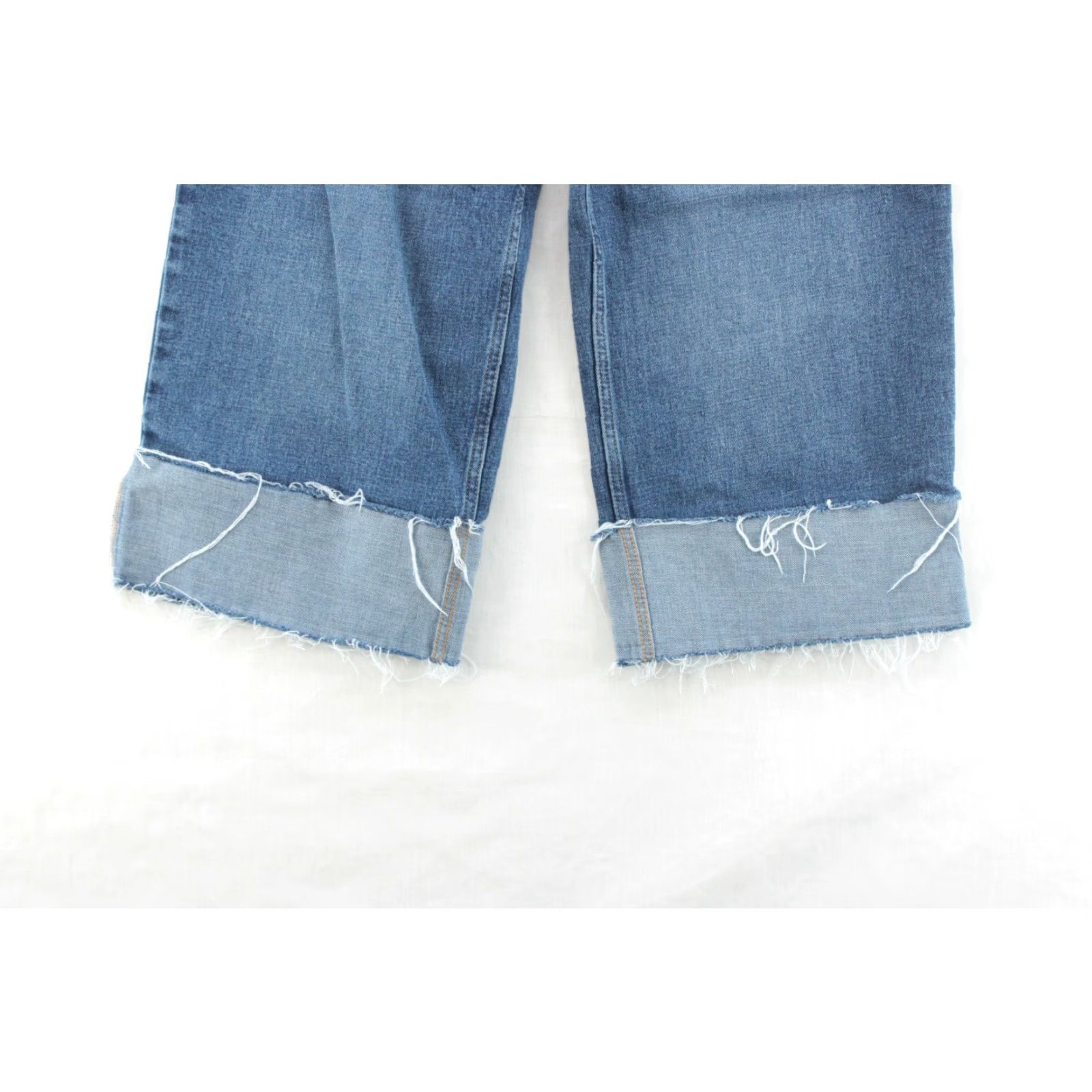 Banana Republic VINTAGE Banana Republic Baggy Cuffed Crop Jeans Size 26 Blue Street wear Wide Leg Frayed Size 26" / US 2 / IT 38 - 3 Thumbnail