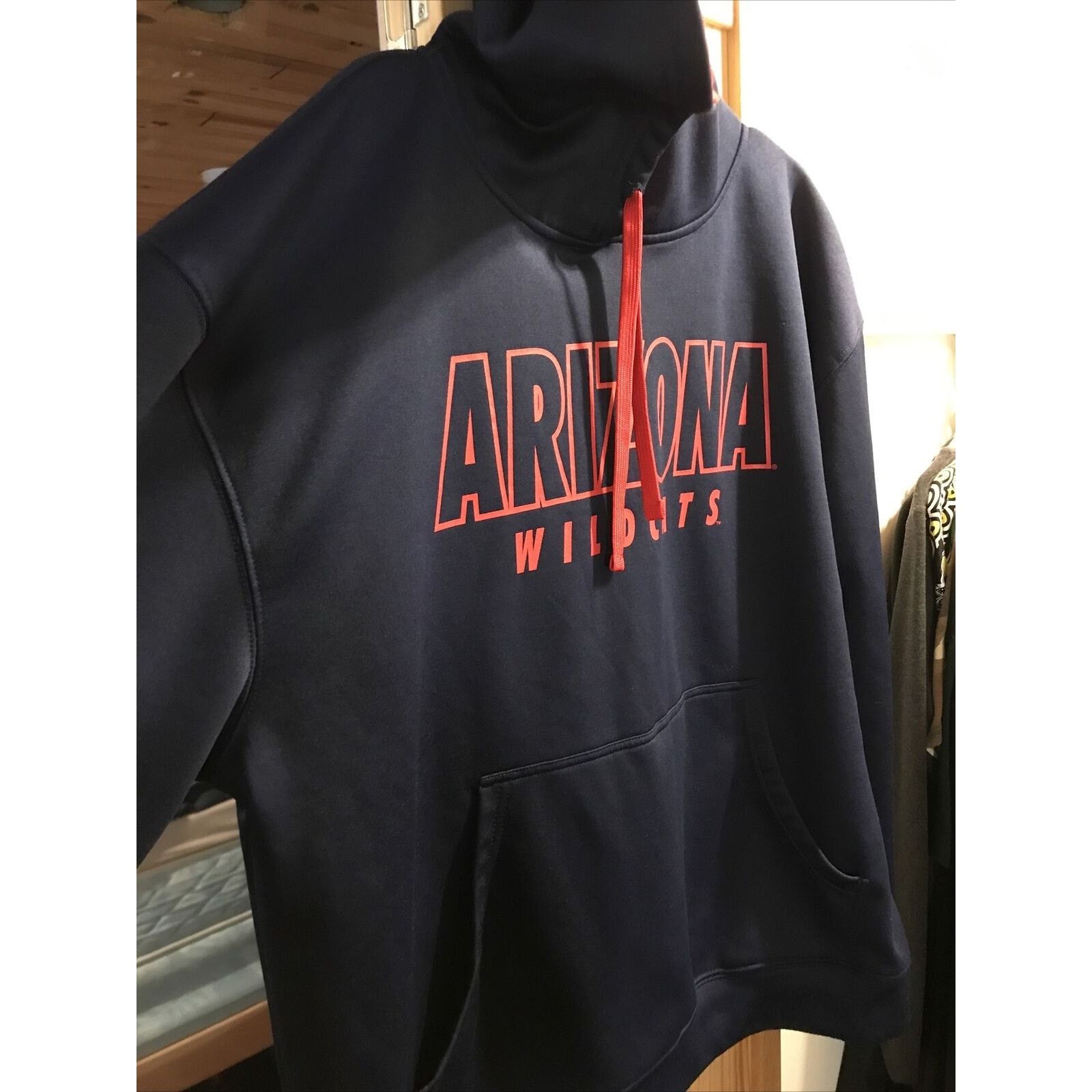 Other Arizona Wildcats Mens XL Navy Blue Hood Polyester Sweatshirt Size US XL / EU 56 / 4 - 5 Thumbnail