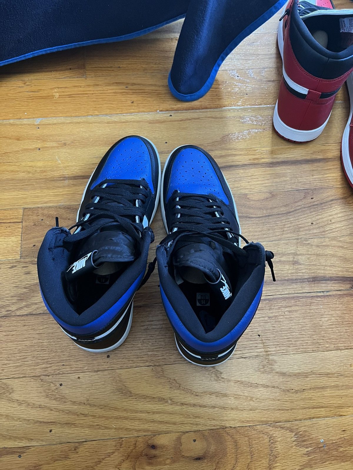 Jordan Brand × Nike 2020 Air Jordan 1 Retro High OG 'Royal Toe' NDS Size US 14 / EU 47 - 6 Thumbnail