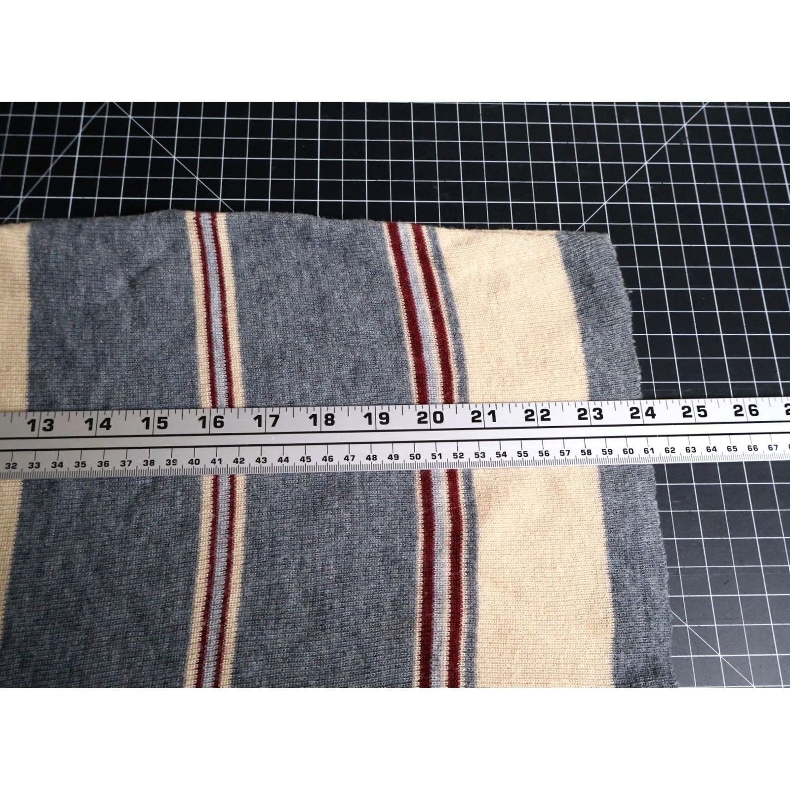 Vintage VINTAGE Donegal Sweater Mens S Gray 70s Men Tag Cream Striped Thin Acrylic Size US S / EU 44-46 / 1 - 5 Thumbnail