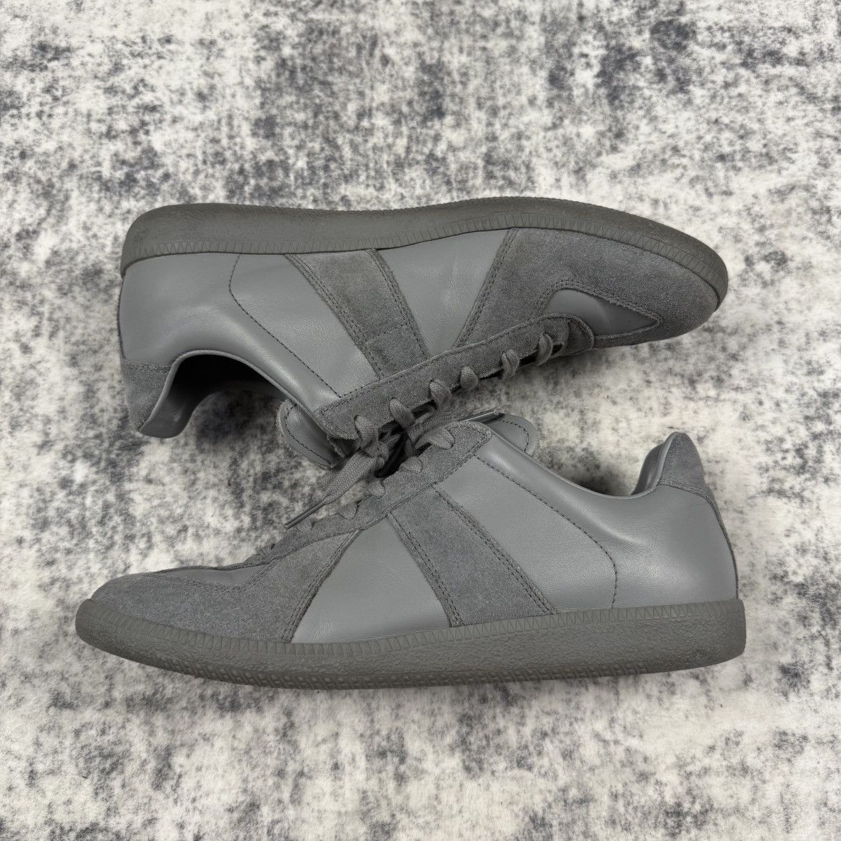 Maison Margiela Masion Margiela Replica ‘Grey’ Low Shoes Size US 9 / EU 42 - 3 Thumbnail