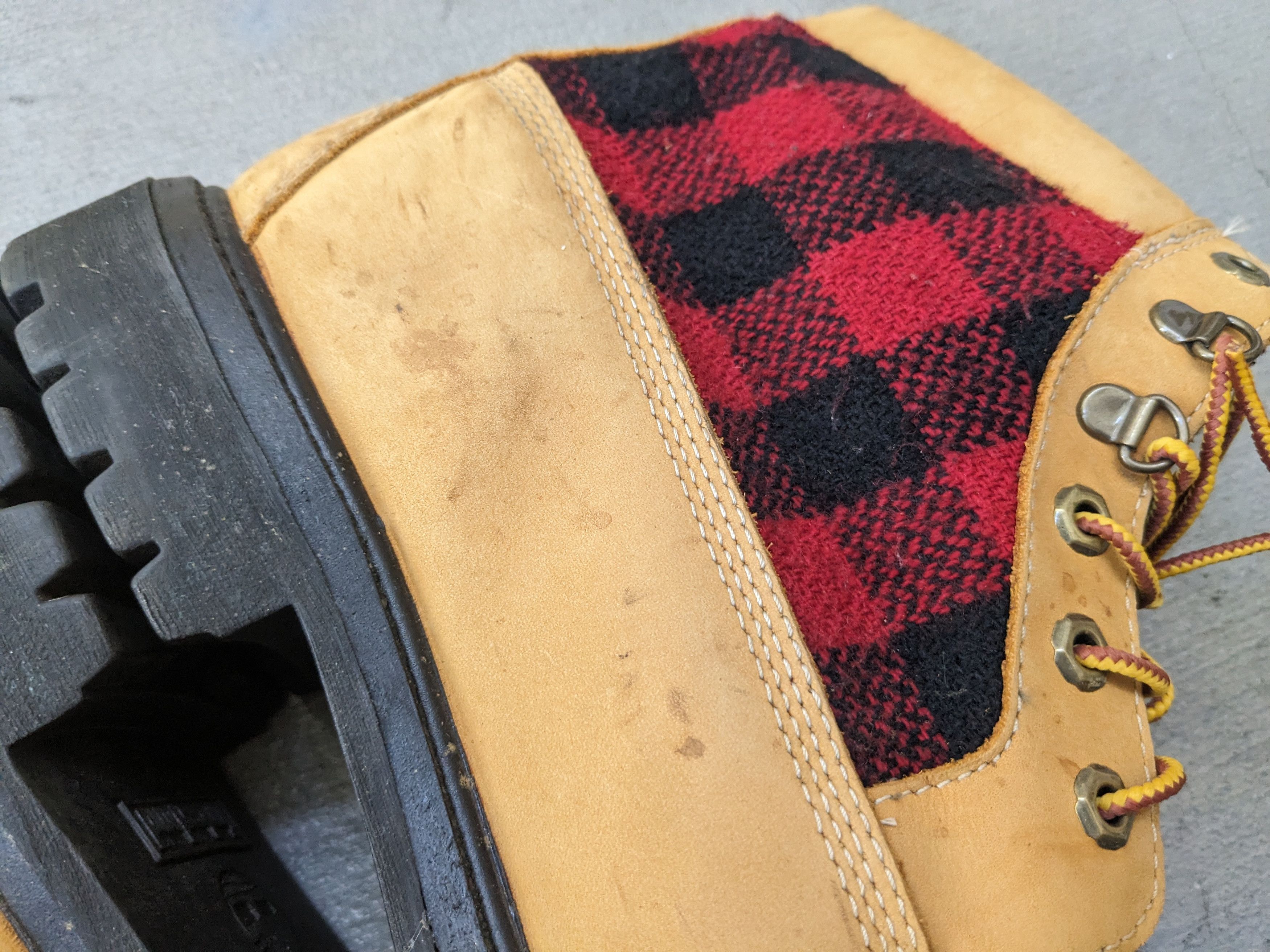Timberland Timberland Boots 12 Tan Wheat Buffalo Plaid Size US 12 / EU 45 - 16 Thumbnail