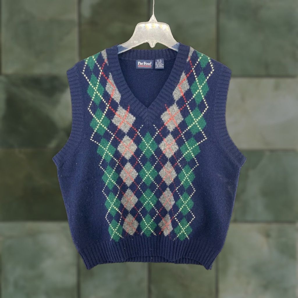 Vintage Mens Blue Argyle Sweater Vest XL Extra Large Golf V Neck Size US XL / EU 56 / 4 - 1 Thumbnail