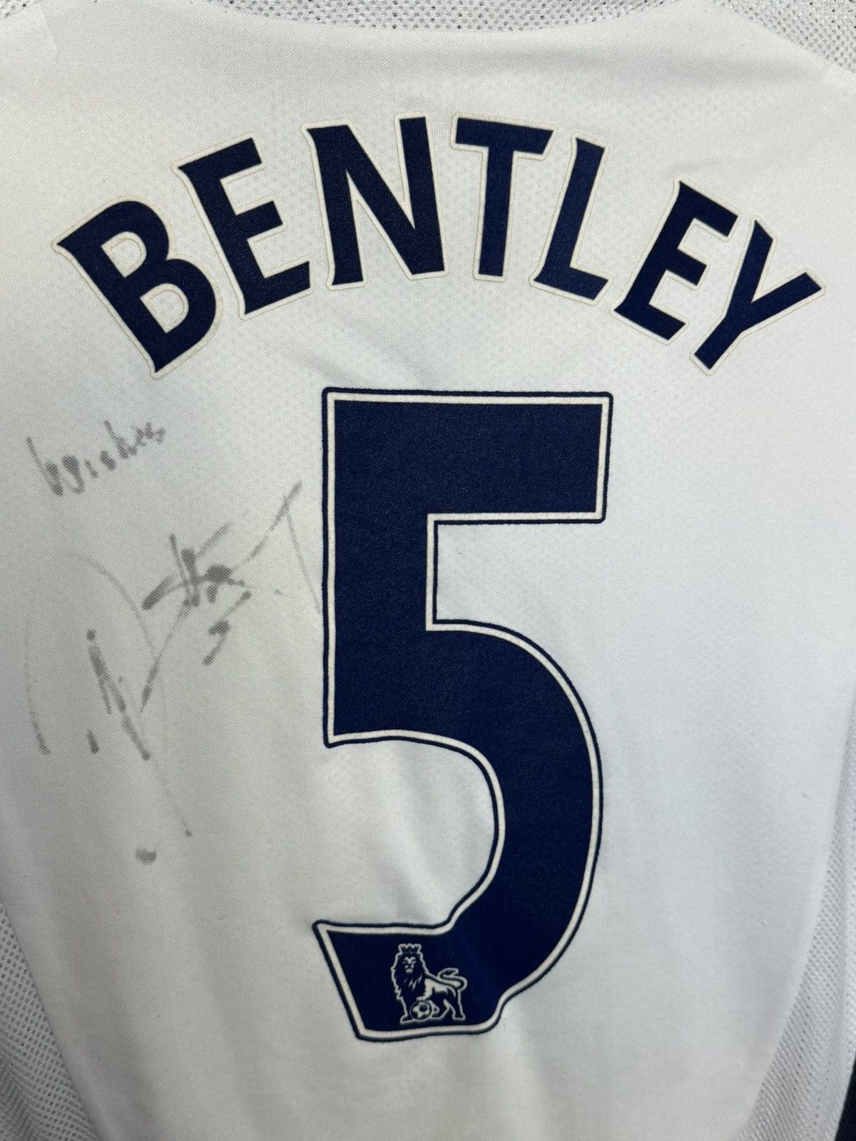 Puma Tottenham Hotspur 08/09 Home Bentley Signed Football Jersey Size US M / EU 48-50 / 2 - 3 Thumbnail