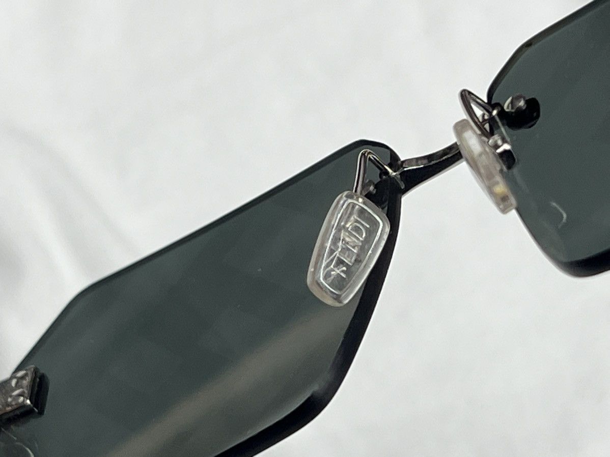 Fendi Fendi Sunglasses Size ONE SIZE - 9 Thumbnail