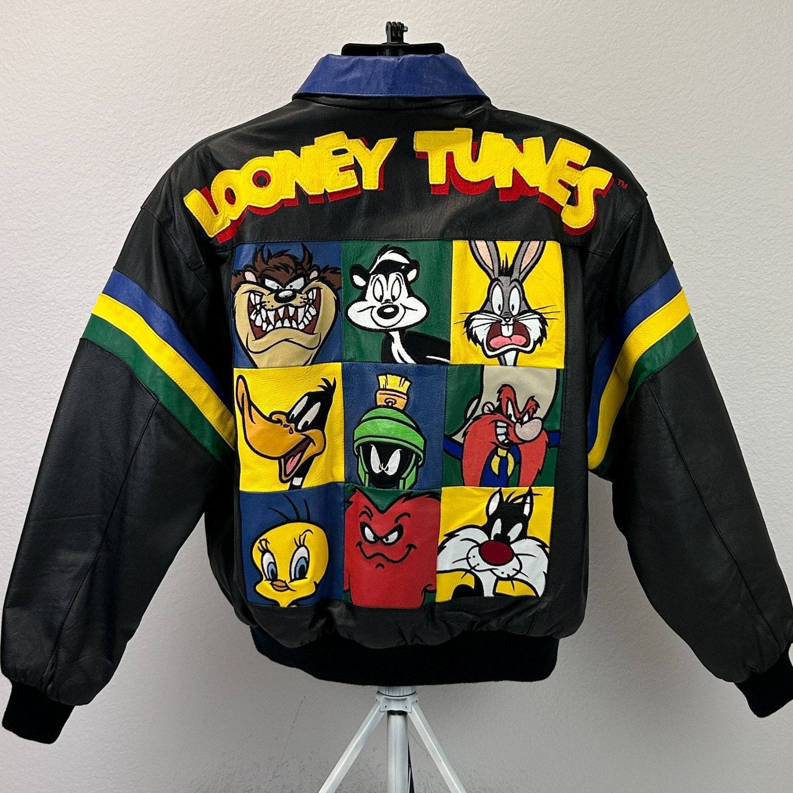 Warner Bros Vintage 90s Looney Tunes Leather Bomber Jacket 1997 L Large Size US L / EU 52-54 / 3 - 3 Thumbnail