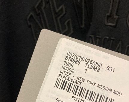 Balenciaga o1mt1gz1124 Cities New York Medium Fit Hoodie in Black Size XS / US 0-2 / IT 36-38 - 2 Thumbnail