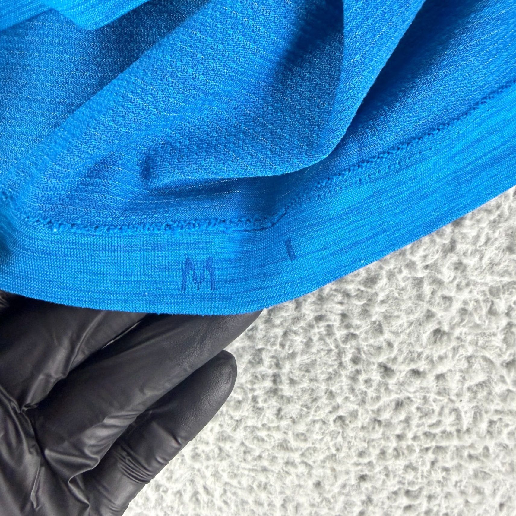 Lululemon Lululemon Metal Vent Shirt Mens Medium Blue Long Sleeve Pullover Gym Wear Size US M / EU 48-50 / 2 - 5 Thumbnail
