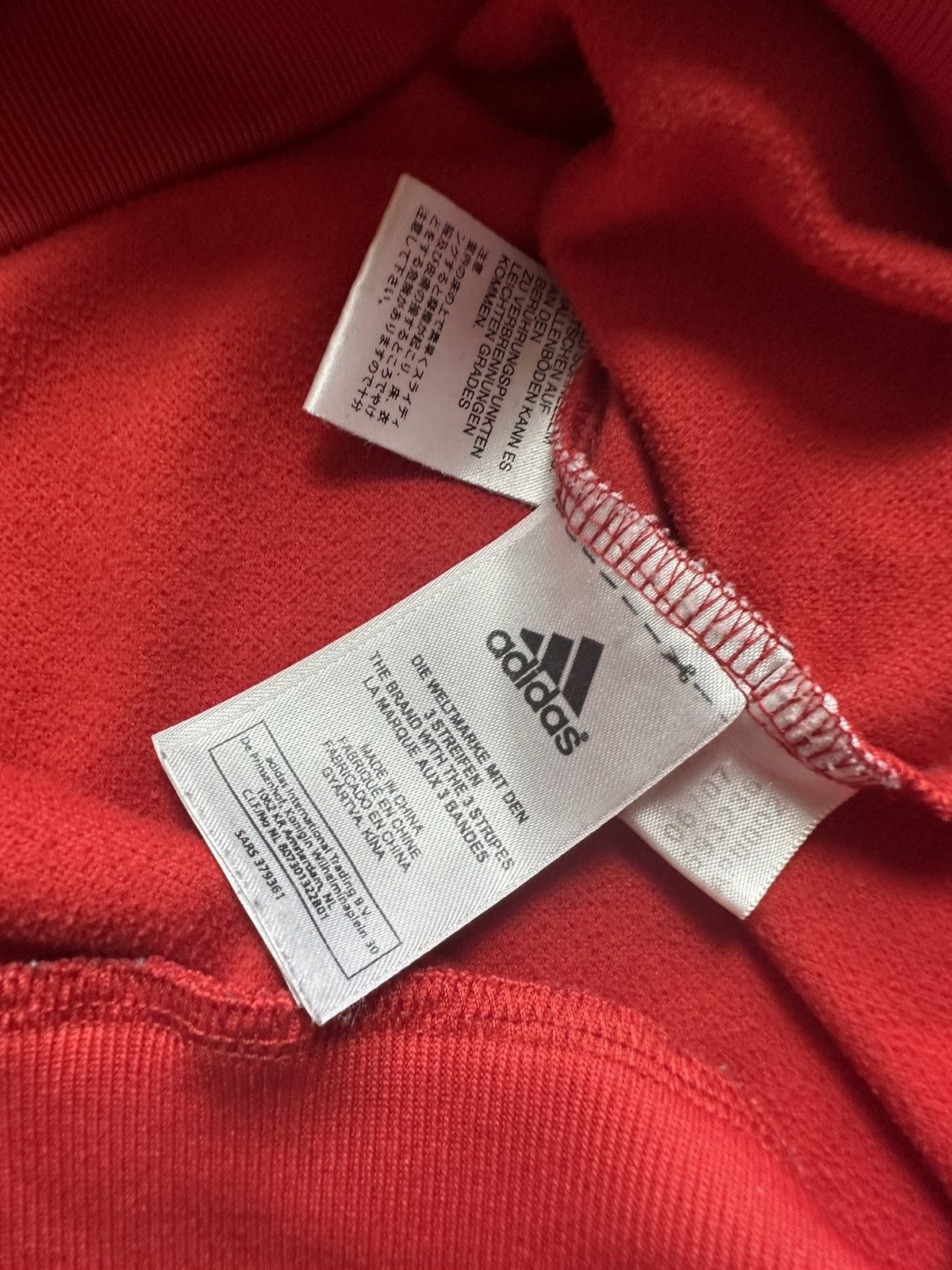 Adidas × Vintage Vintage adidas Bayern Munich soccer sweatshirt size M/L Size US M / EU 48-50 / 2 - 6 Thumbnail