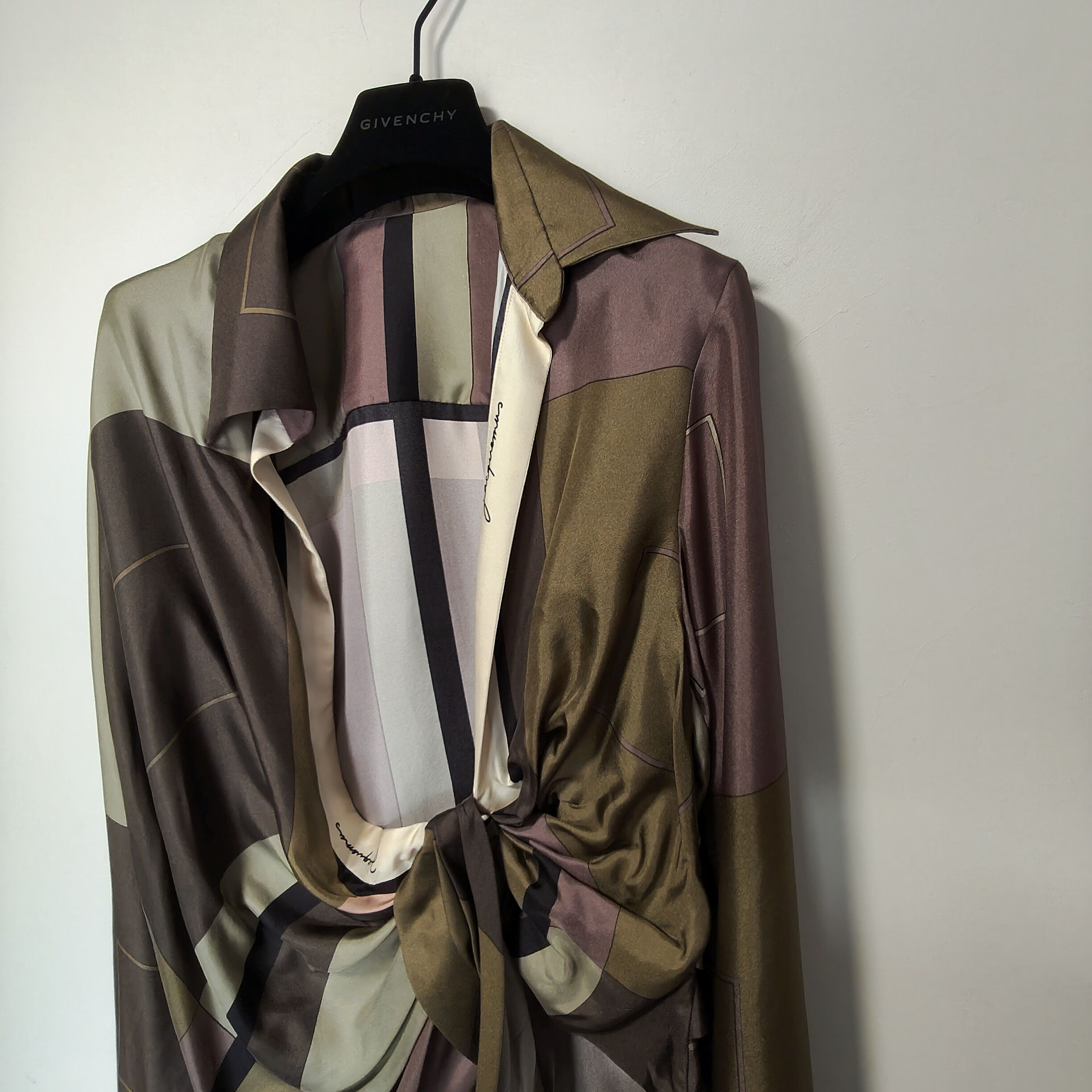 Jacquemus Bahia silk shirt Size XS / US 0-2 / IT 36-38 - 2 Thumbnail