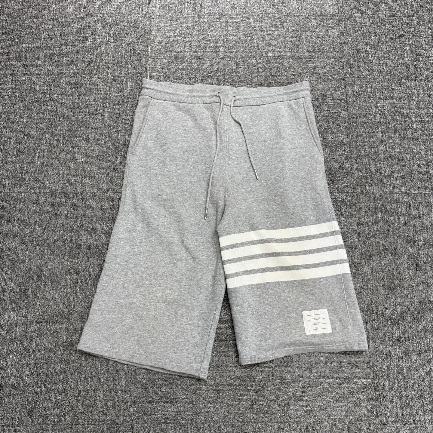 Thom Browne Thom Browne Four-strand shorts| Size US 33 - 1 Thumbnail