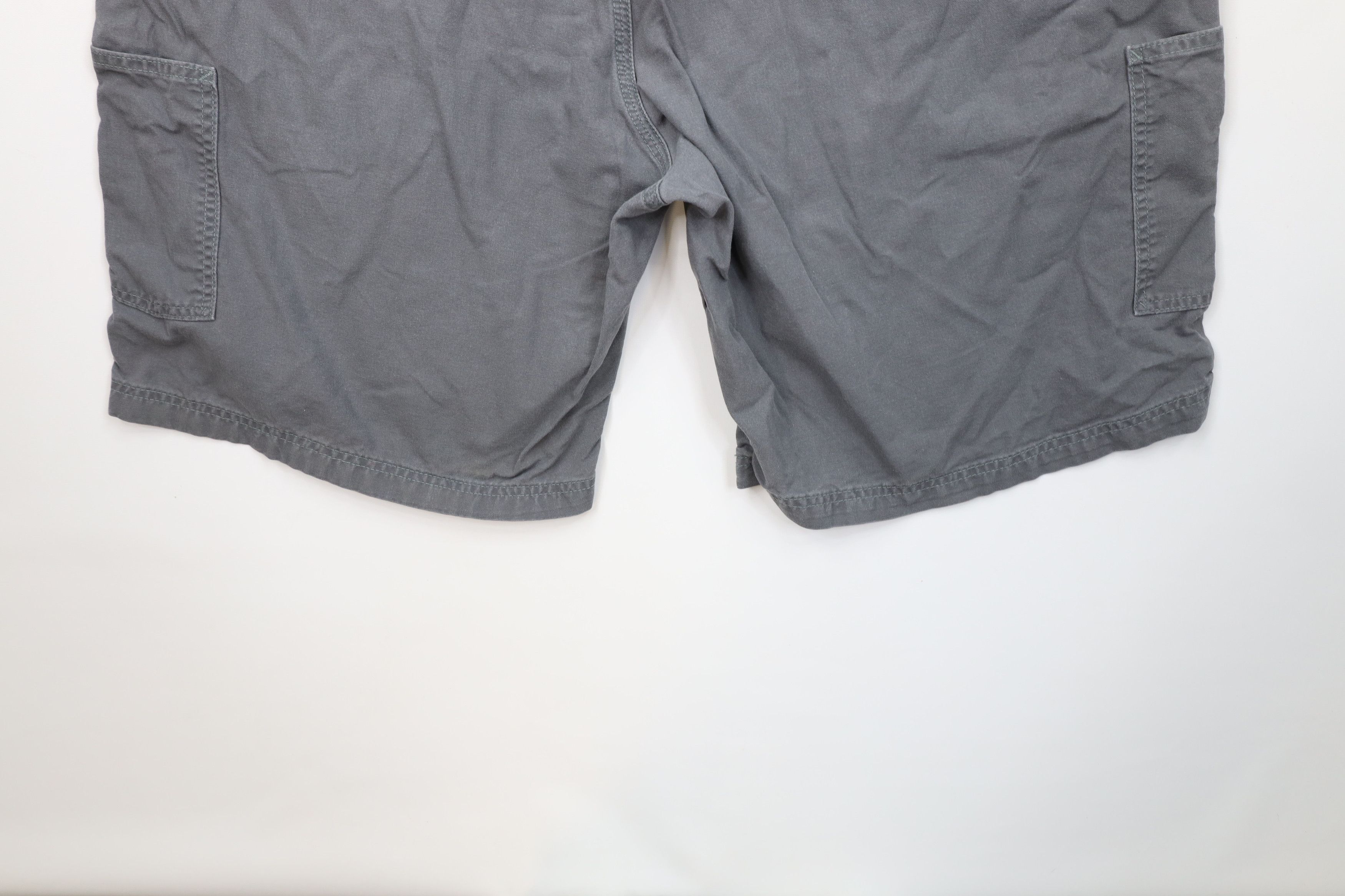 Carhartt Vintage Carhartt Relaxed Fit Dungaree Shorts Gray Cotton Size US 44 / EU 60 - 13 Thumbnail