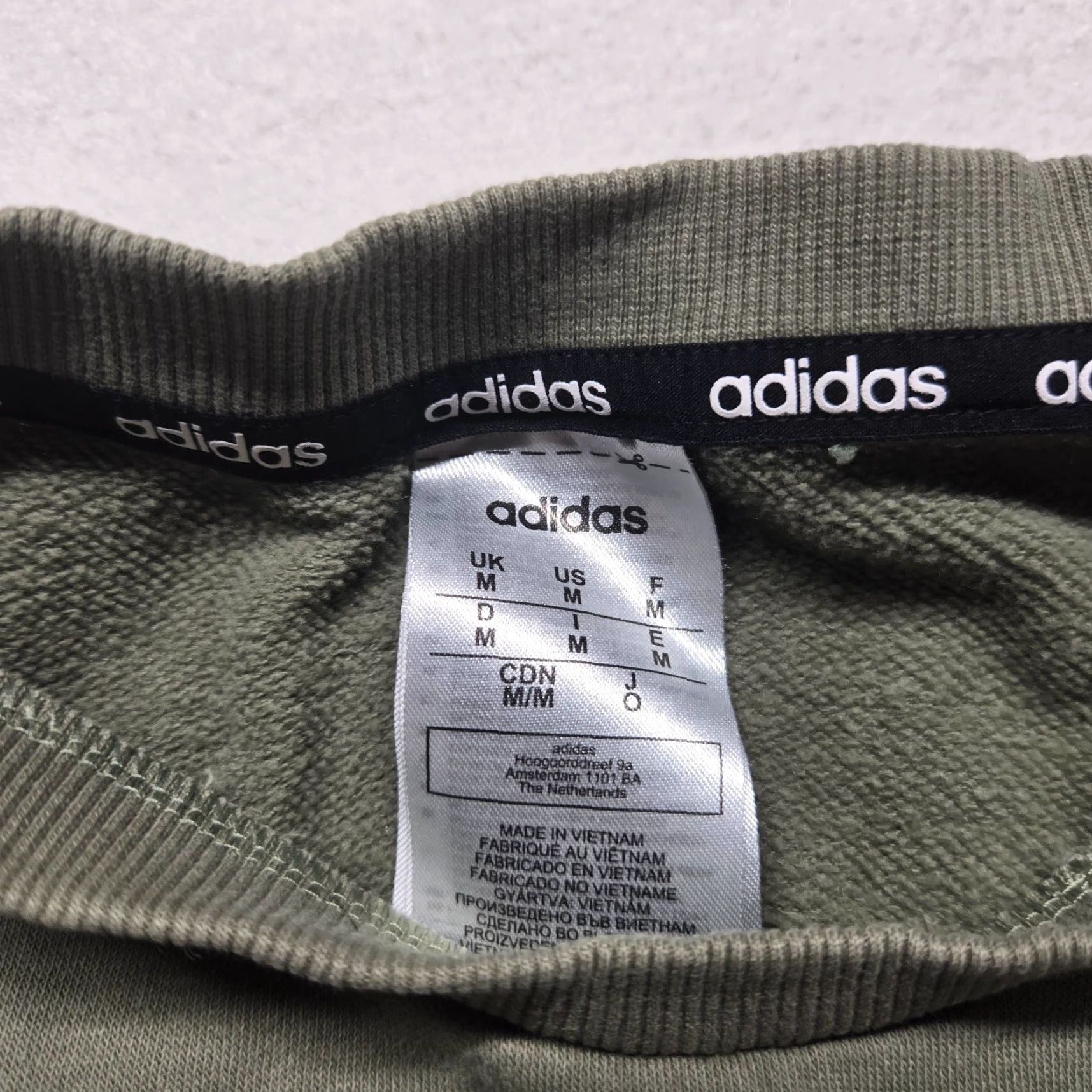 Adidas Adidas Sweater Shirt Women M Green Crew Neck Long Sleeve Lightweight Knit Logo Vintage No Size M / US 6-8 / IT 42-44 - 3 Thumbnail