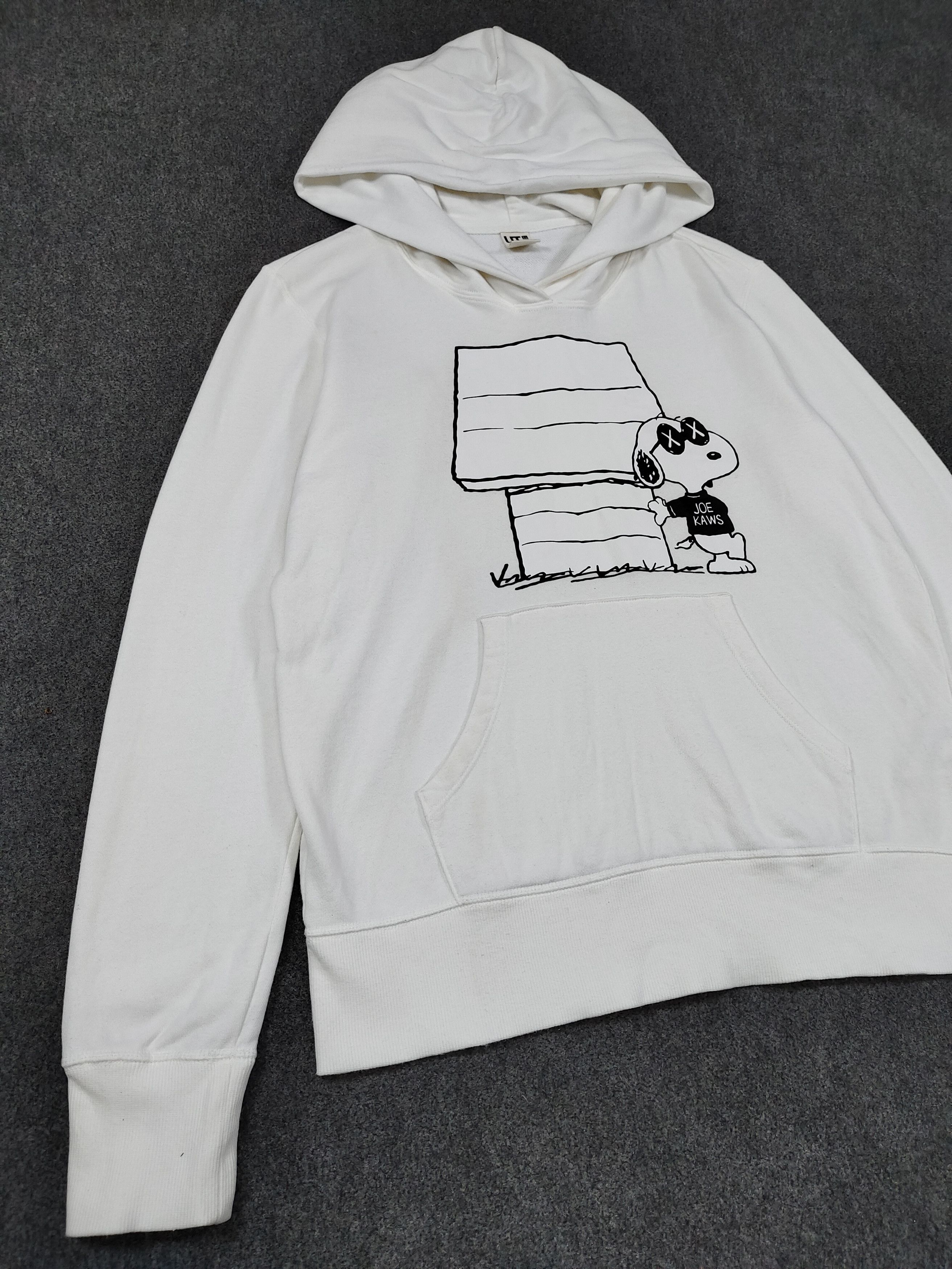 Kaws × Uniqlo 🔥KAWS by Uniqlo Classic Peanuts Graphic Pullover Hoodie Size US S / EU 44-46 / 1 - 4 Thumbnail