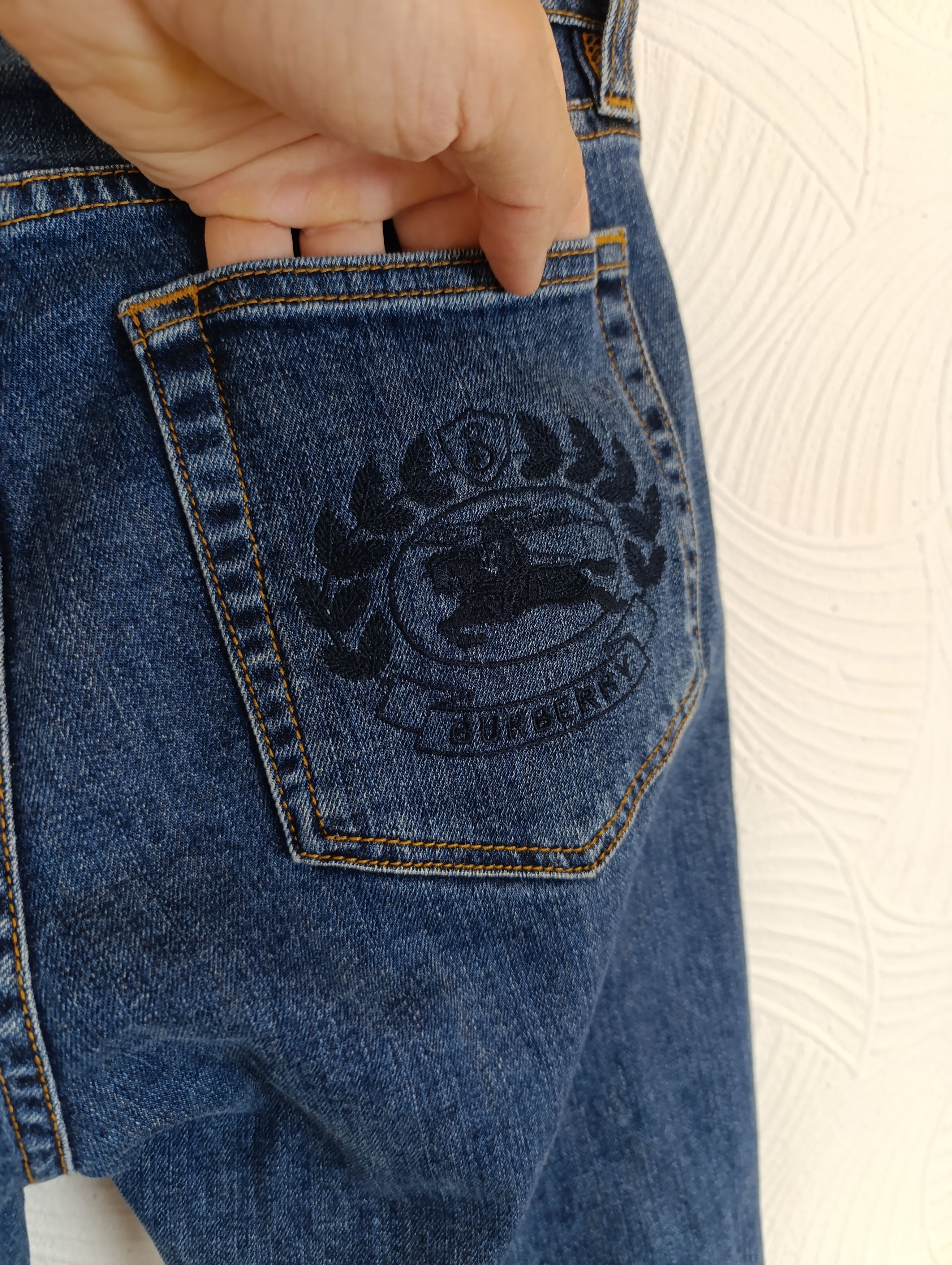 Burberry BURBERRY LONDON ENGLAND SLIM CROP WOMENS JEAN'S Size 25" / US 0 / IT 36 - 3 Thumbnail