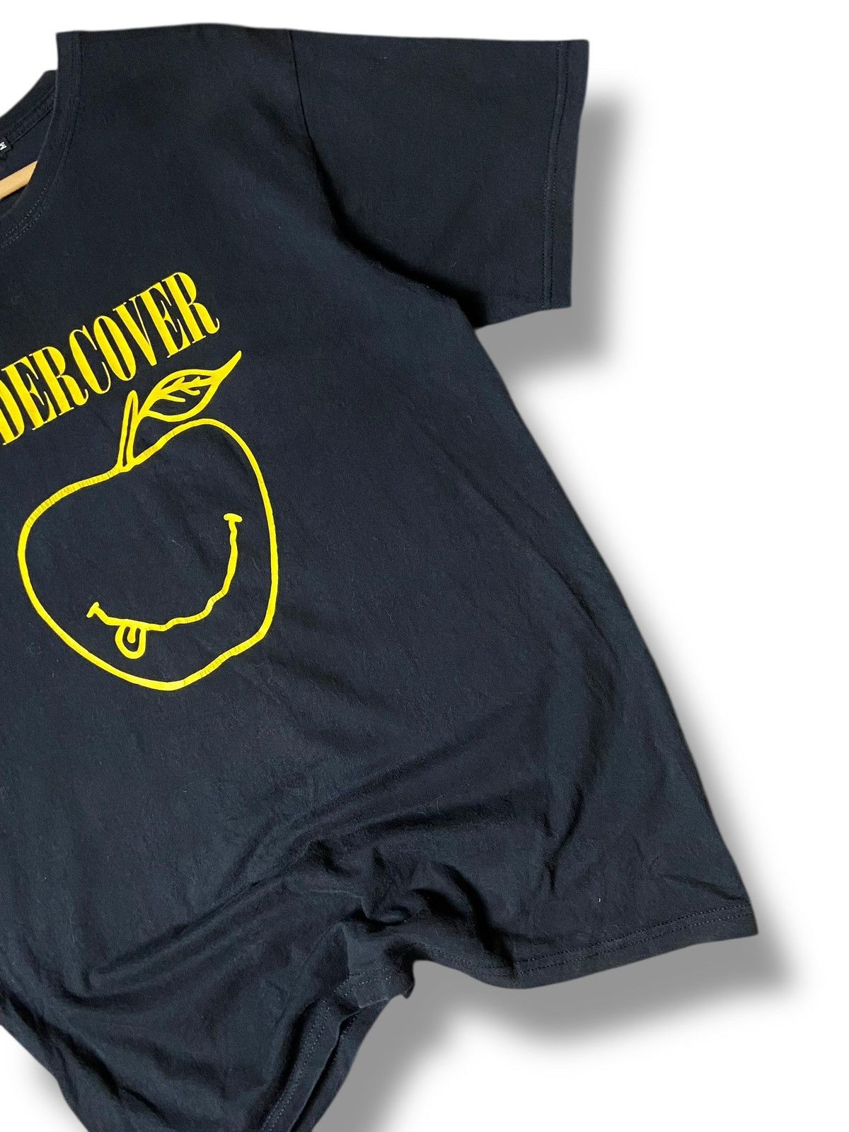 Undercover 🔥 Undercover Nirvana Apple Logo Tees 🔥 (143) Size US M / EU 48-50 / 2 - 3 Thumbnail