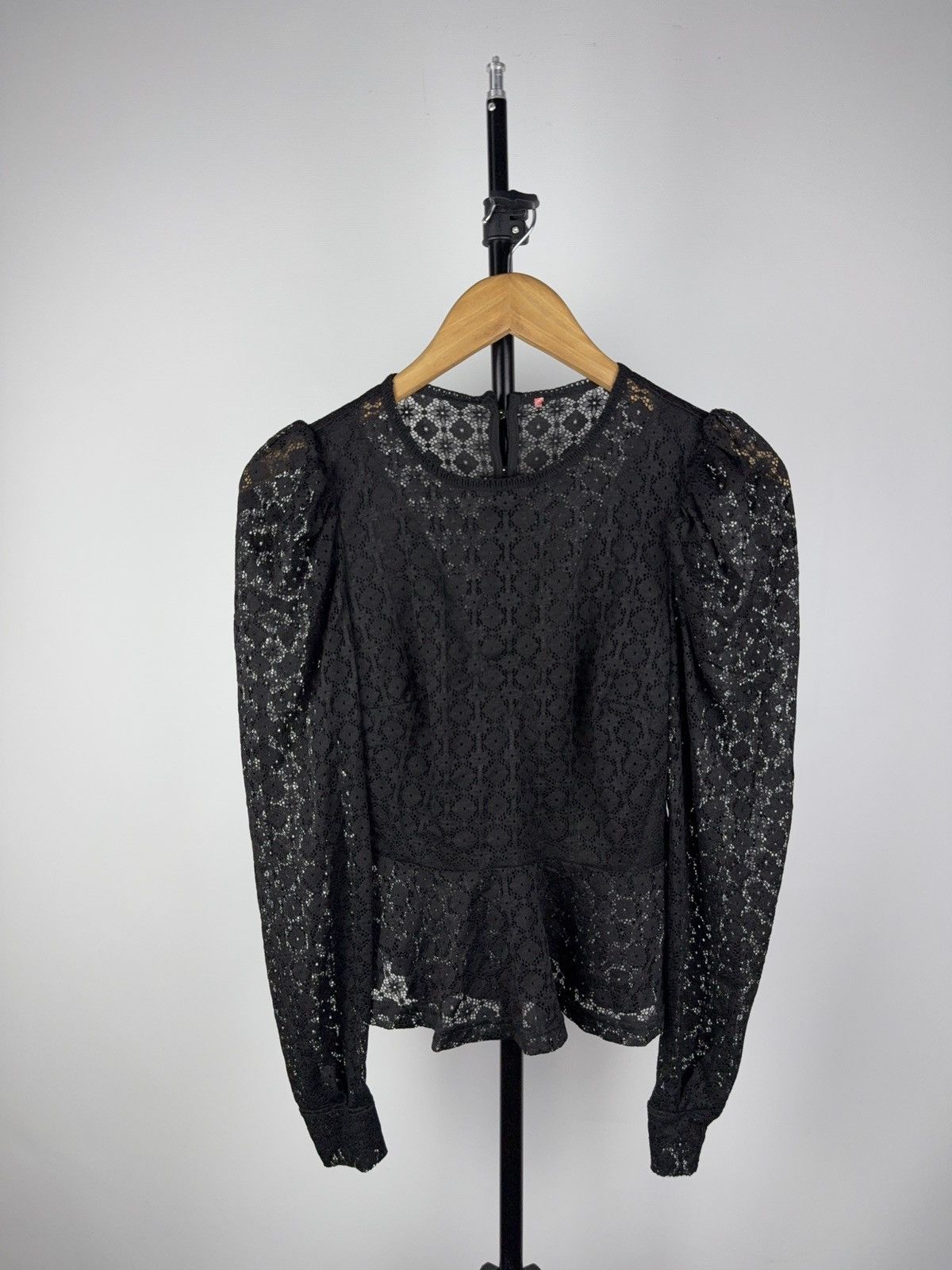 Other Y2K 00s Sheer Black Lace Puff Sleeve Blouse – Romantic Goth Size M / US 6-8 / IT 42-44 - 1 Thumbnail
