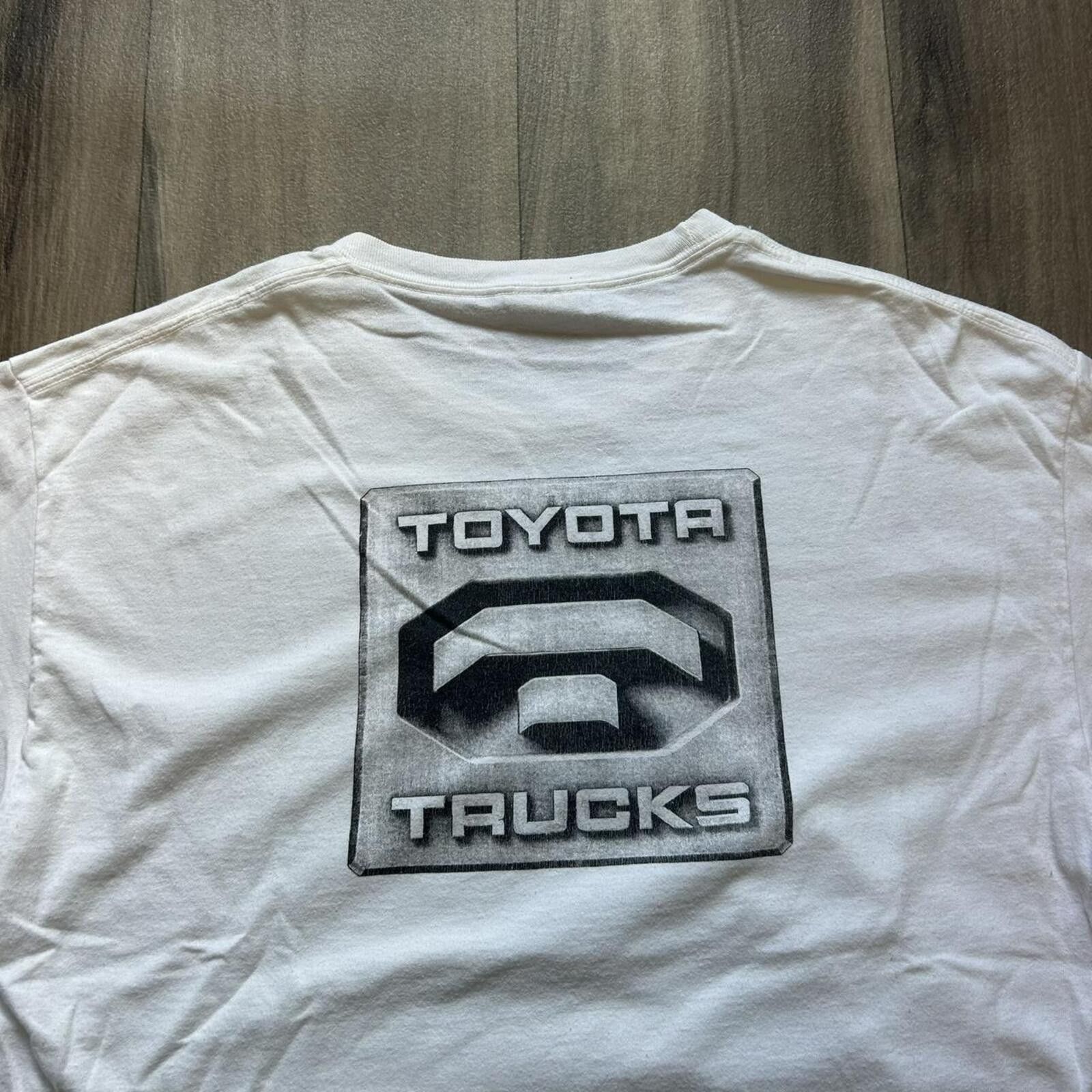 Other Vintage 90’s Toyota Trucks white graphic t shirt size L Size US L / EU 52-54 / 3 - 2 Thumbnail