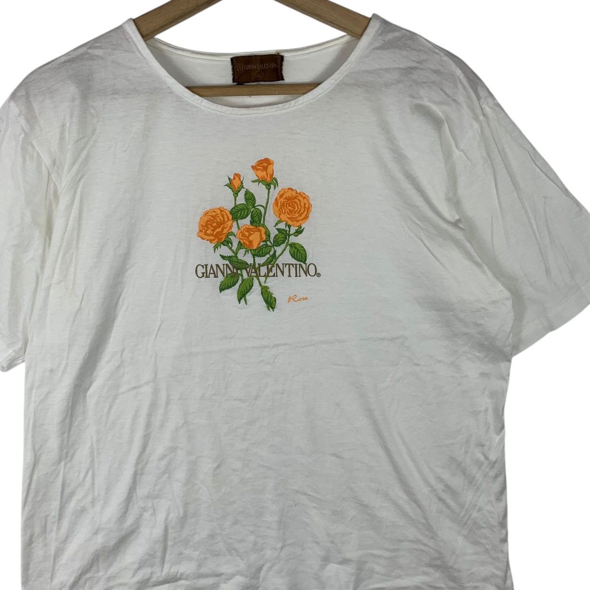 Valentino Vintage GIANNI VALENTINO ITALY Rose Flowers Tee Shirt Top Size S / US 4 / IT 40 - 3 Thumbnail