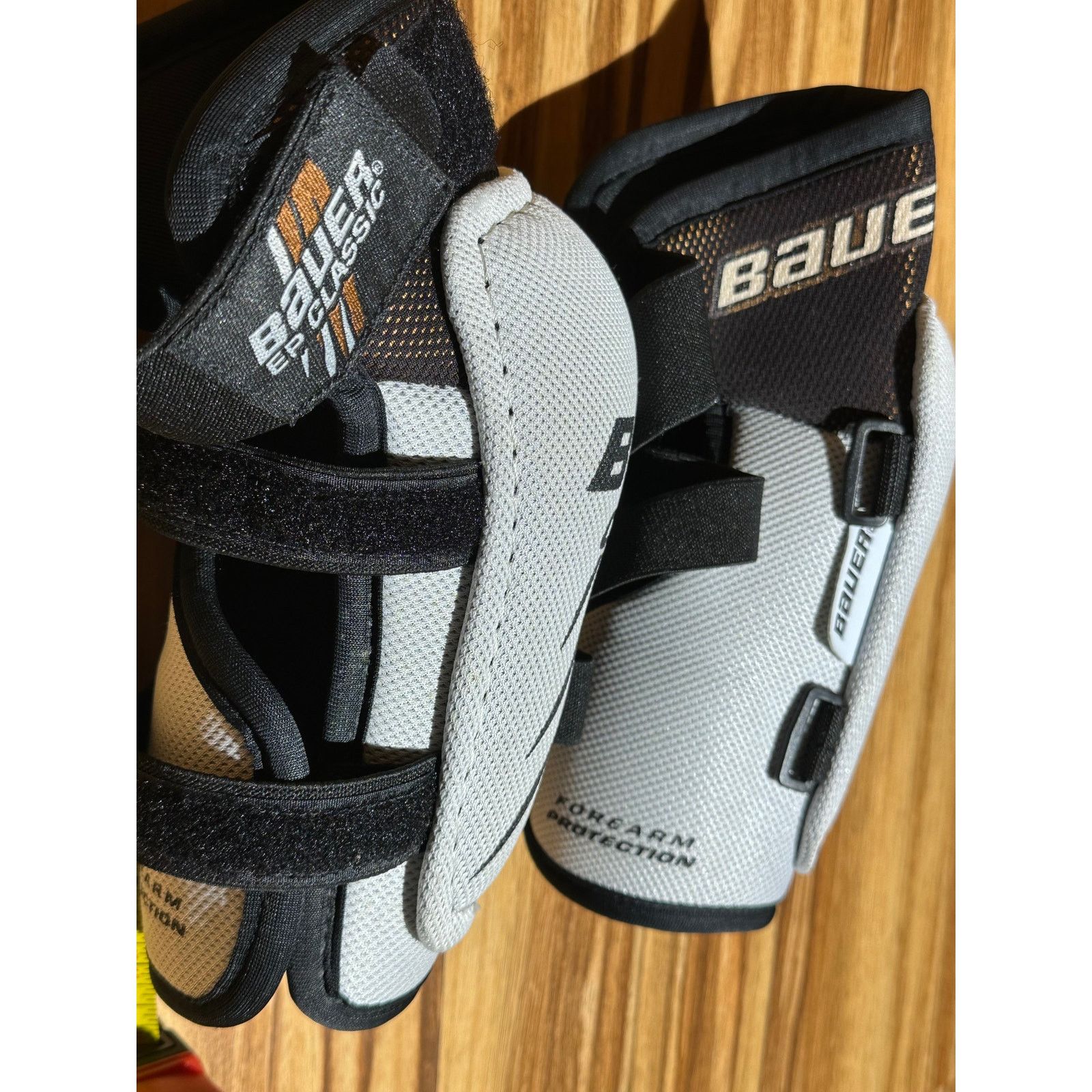 Other Bauer Classic Forearm Protection Size ONE SIZE - 4 Thumbnail