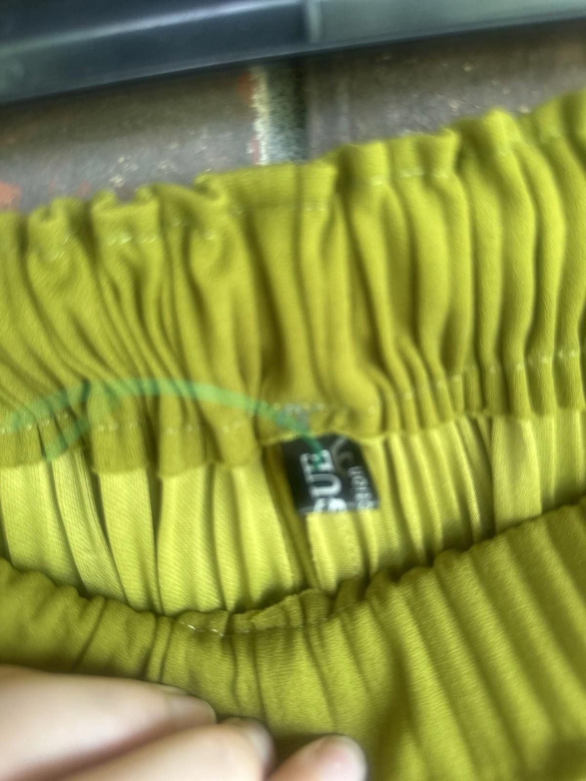 The Unbranded Brand Women's Dressy Shorts Size Small Pleated Green Size 28" / US 6 / IT 42 - 6 Thumbnail