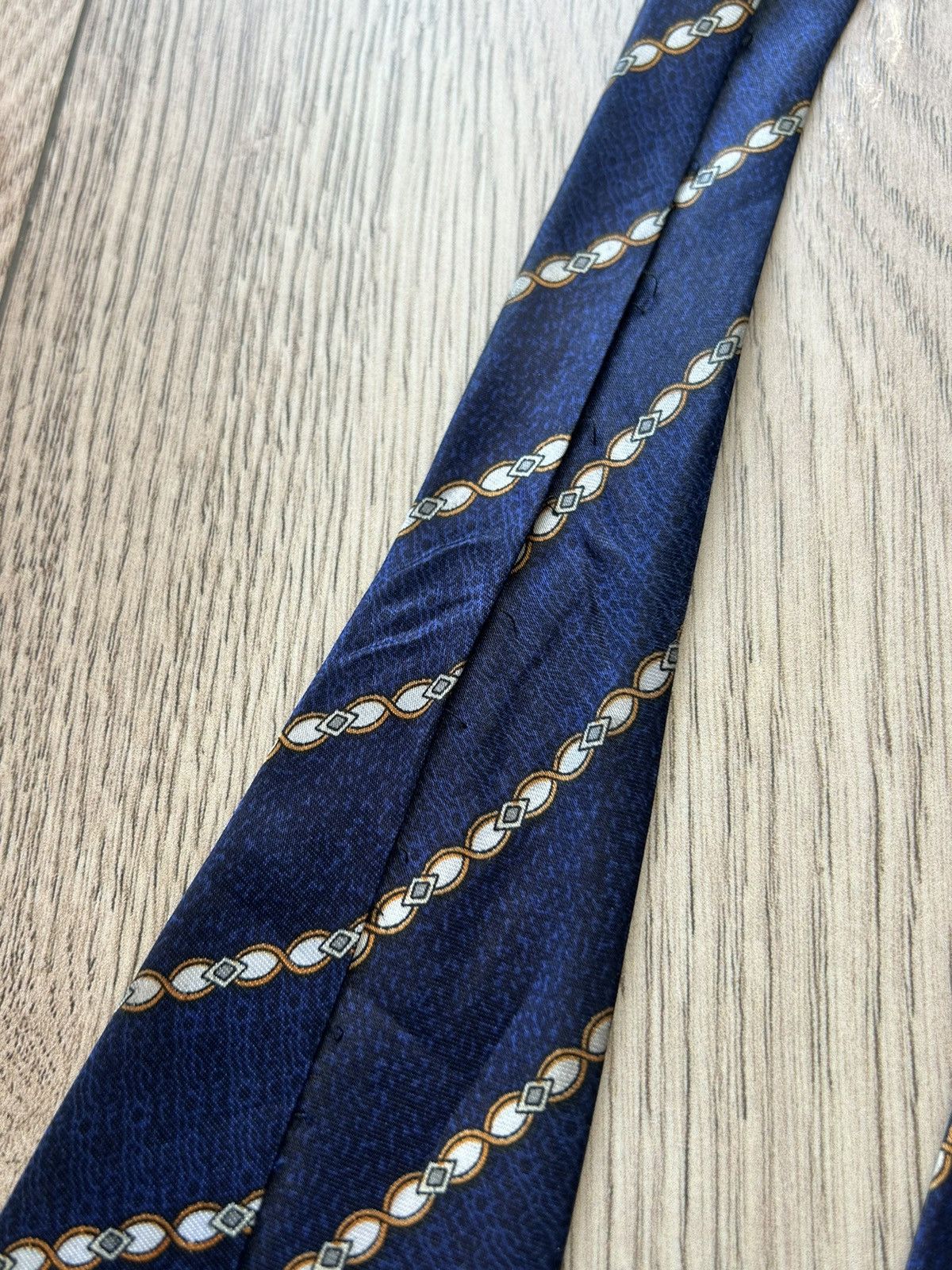 Vintage × Yves Saint Laurent Yves Saint Laurent Silk Pattern Tie Vintage Size ONE SIZE - 9 Thumbnail