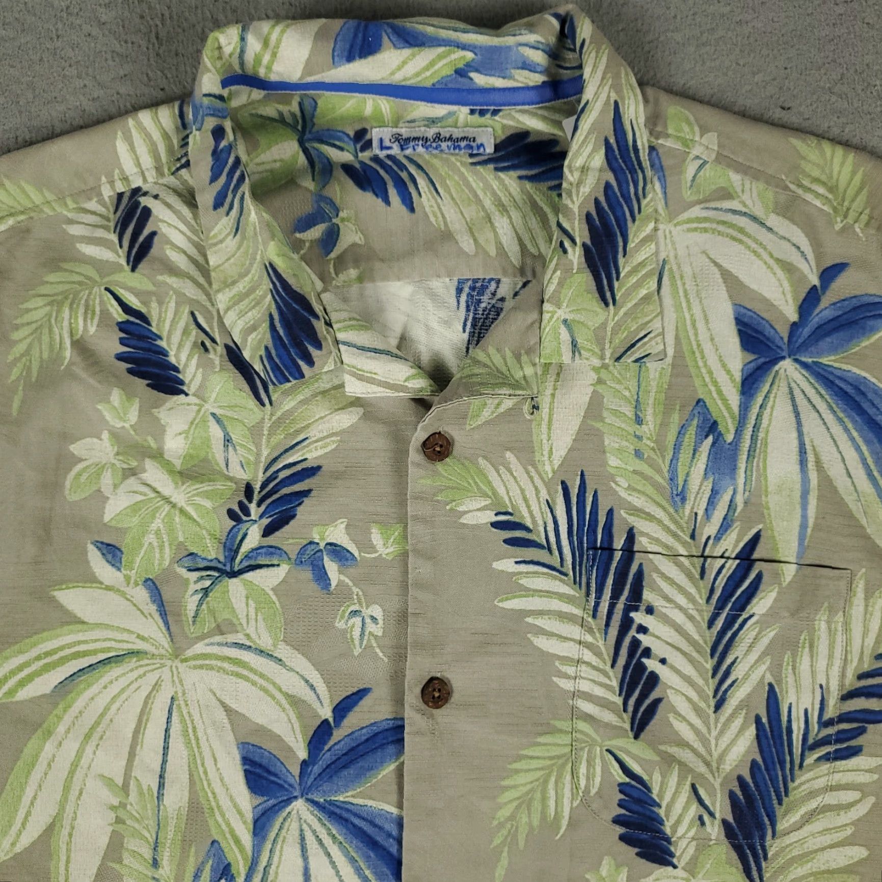 Tommy Bahama Tommy Bahama Shirt Mens 2XL Blue Green Silk Hawaiian Button Up Short Sleeve Size US XXL / EU 58 / 5 - 2 Thumbnail
