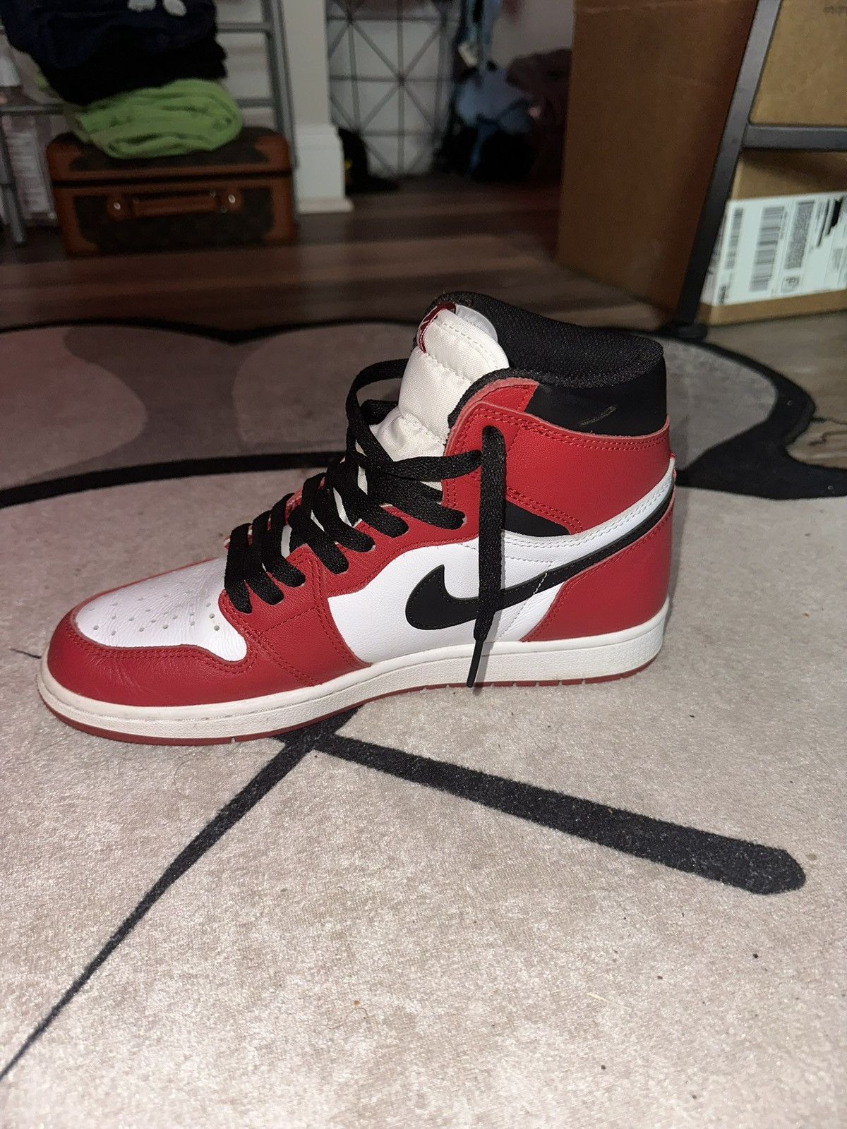 Jordan Brand Jordan 1 Retro Chicago 2015 Size US 8.5 / EU 41-42 - 5 Thumbnail