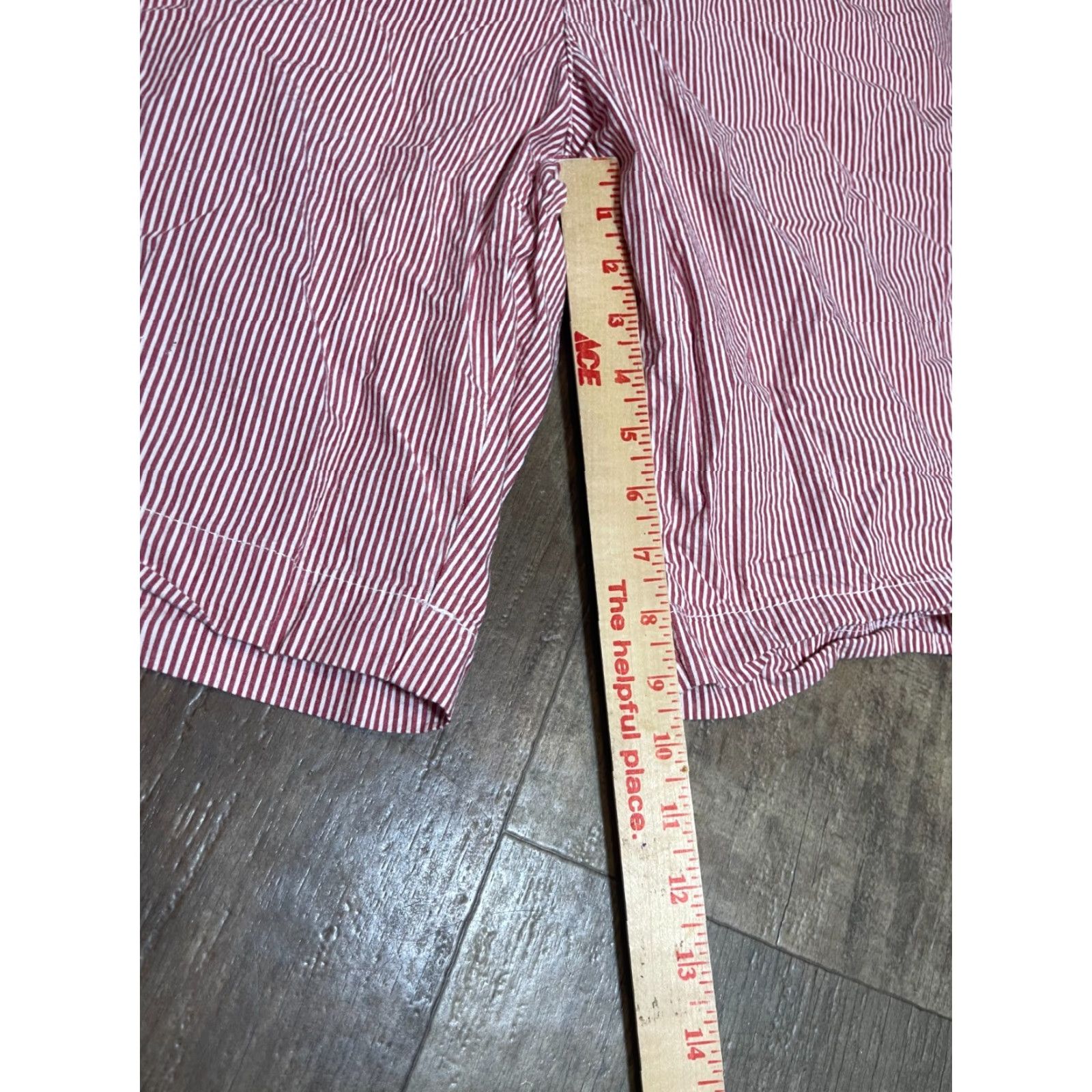 Tommy Hilfiger Tommy Hilfiger Shorts Mens Size 36 Red Striped Casual Workwear 36 in Waist Flat Front Pockets Regular Chino Men Red White Striped Size US 36 / EU 52 - 2 Thumbnail