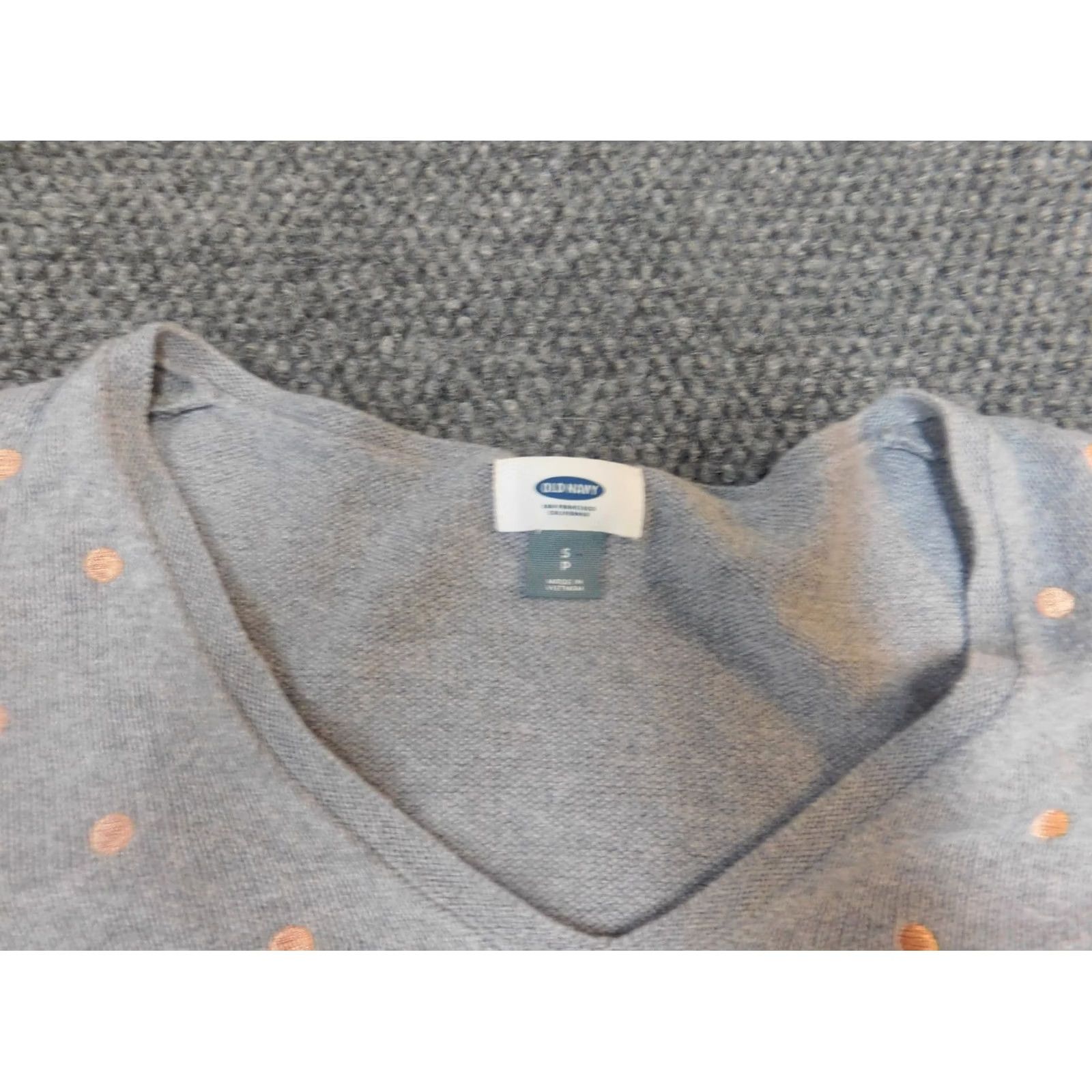 Old Navy Old Navy Womens Sweater Pullover Dolman Sleeve V-Neck Gray S Regular Knit Polyester Rayon Logo Size S / US 4 / IT 40 - 4 Thumbnail