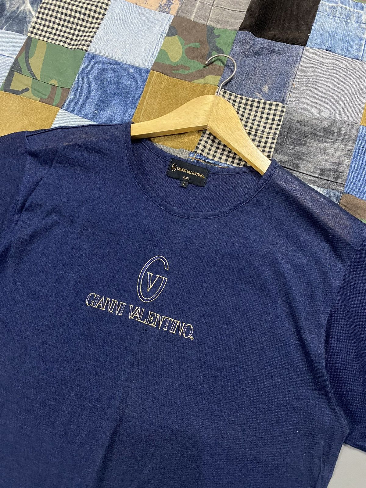 Vintage Vintage Gianni Valentino Tshirt Size US M / EU 48-50 / 2 - 2 Thumbnail