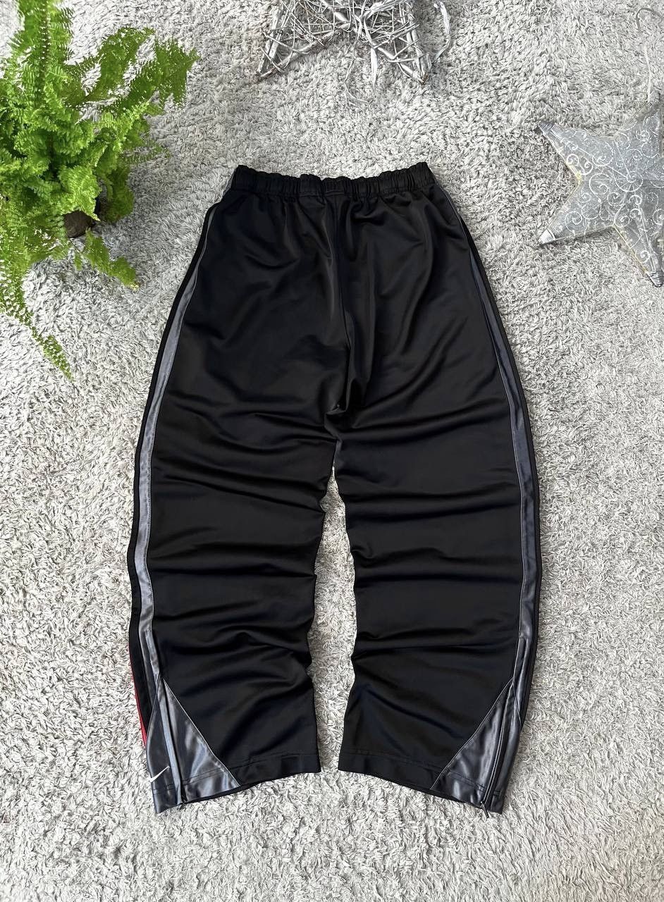 Nike × Vintage 00s Nike Vintage Streetwear Pants Logo Swoosh Drill Neylon Size US 30 / EU 46 - 6 Thumbnail