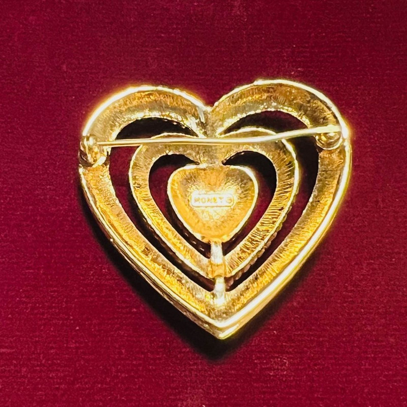 Monet Vintage - Signed - Monet Gold Tone Heart Rope Brooch Pin Size ONE SIZE - 2 Thumbnail