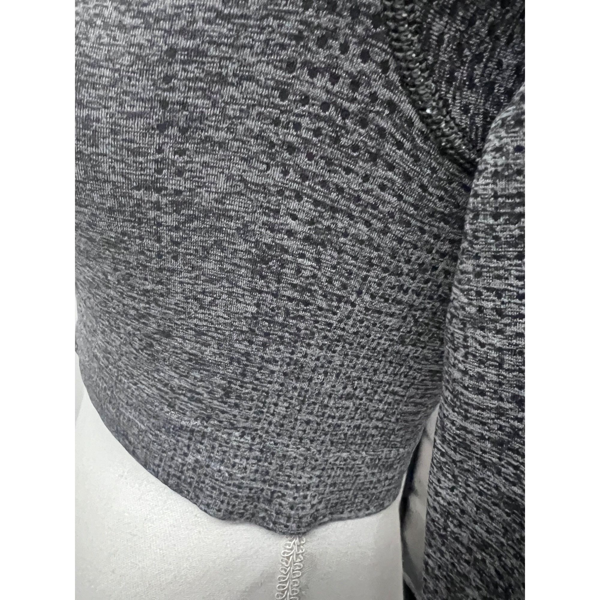 Gymshark Gymshark Vital Seamless 2.0 Gray Marled Long Sleeve Crop Top Size S / US 4 / IT 40 - 6 Thumbnail