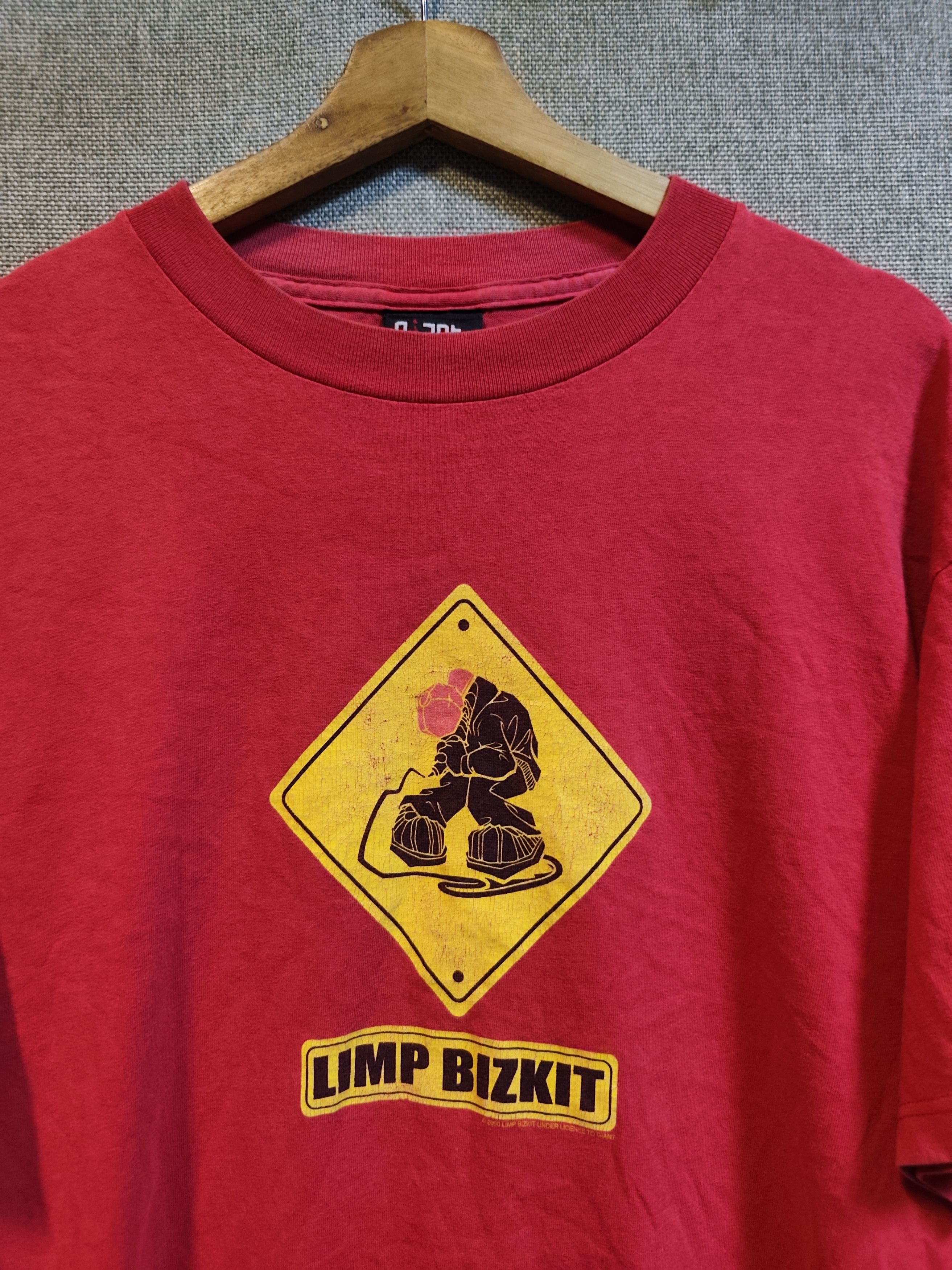 Giant Vintage 2000 Limp Bizkit Tee Size US L / EU 52-54 / 3 - 2 Thumbnail