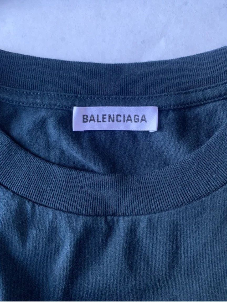 Balenciaga Balenciaga navy blue logo t-shirt Size US S / EU 44-46 / 1 - 3 Thumbnail