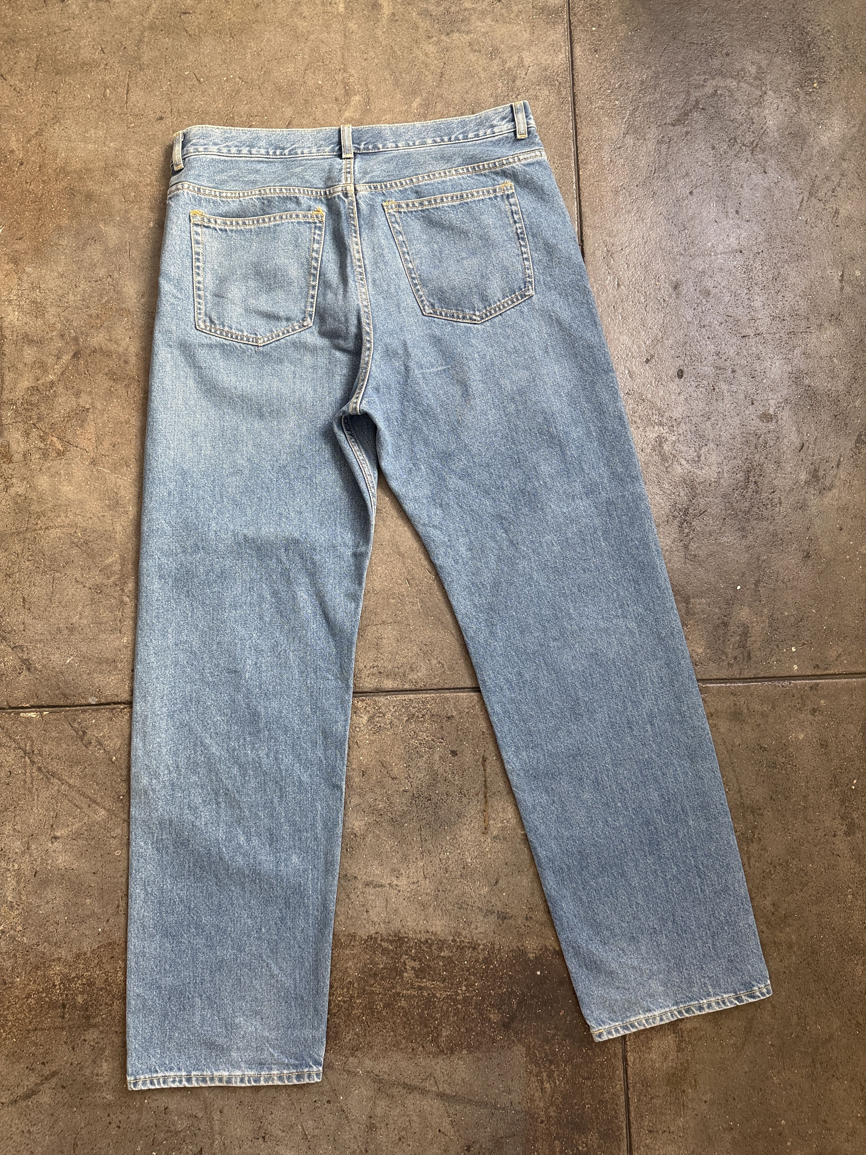 Cos 120$ Cos 32 X 32 Relaxed Mid Rise Straight Leg Size US 32 / EU 48 - 2 Thumbnail