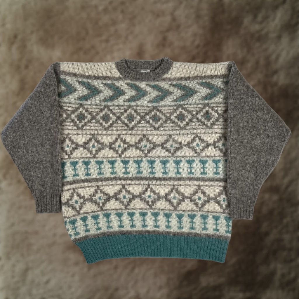 Vintage VINTAGE Alafoss Sweater Mens Large Gray Wool Fair Isle Icelandic Nordic Knit Size US L / EU 52-54 / 3 - 1 Thumbnail