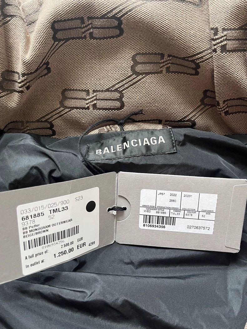 Balenciaga Balenciaga size 52 Letter Logo Full Print Standing Collar S Size US S / EU 44-46 / 1 - 3 Thumbnail