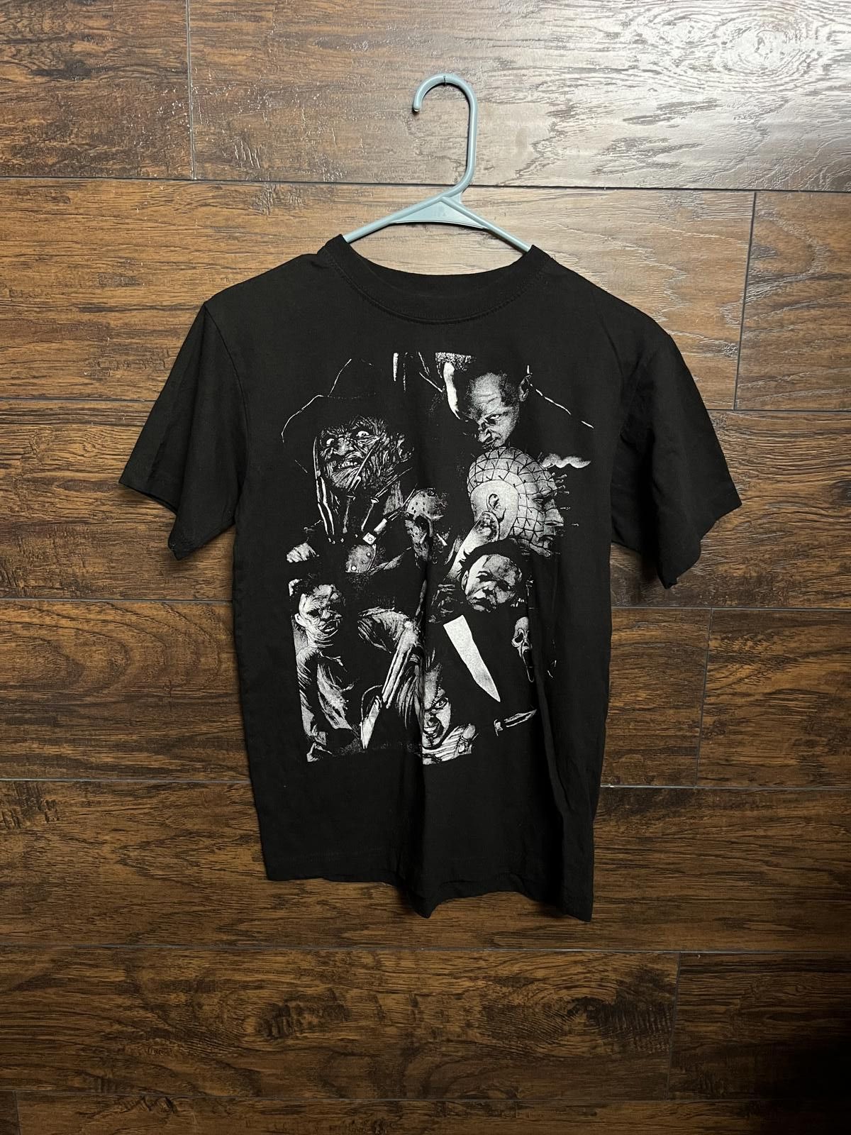 Designer T-shirt Halloween Horror Movie Bad Guys Tee - S Size US S / EU 44-46 / 1 - 1 Thumbnail