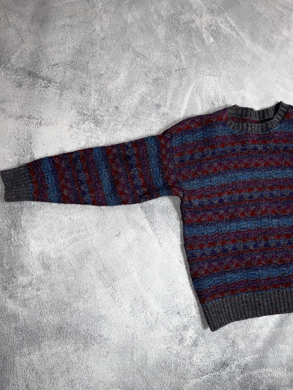 Vintage Vintage 90s Coogi style coloured sweater streetwear size M Size M / US 6-8 / IT 42-44 - 2 Thumbnail