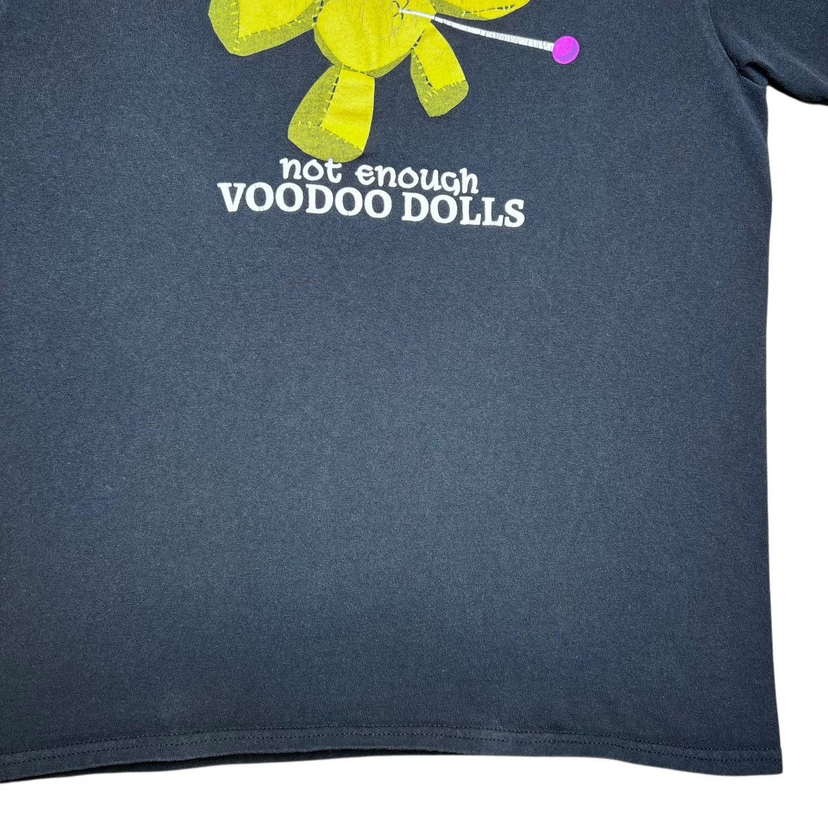 Vintage Vintage 2000s Too Many People Not Enough Voodoo Dolls Tee Size US M / EU 48-50 / 2 - 8 Thumbnail