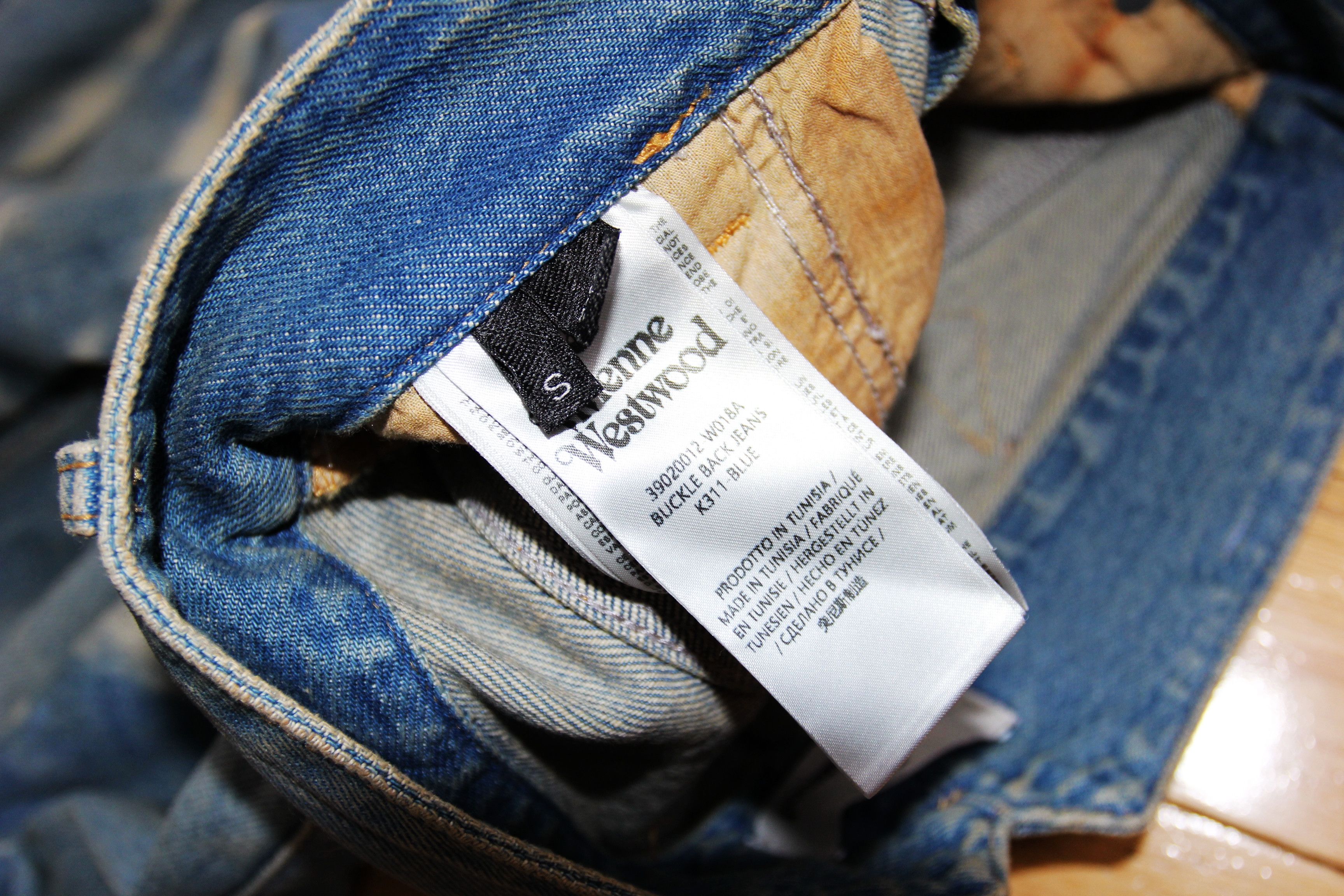 Vivienne Westwood BNWT AW25 VIVIENNE WESTWOOD BUCKLE BACK JEANS S Size US 30 / EU 46 - 11 Thumbnail
