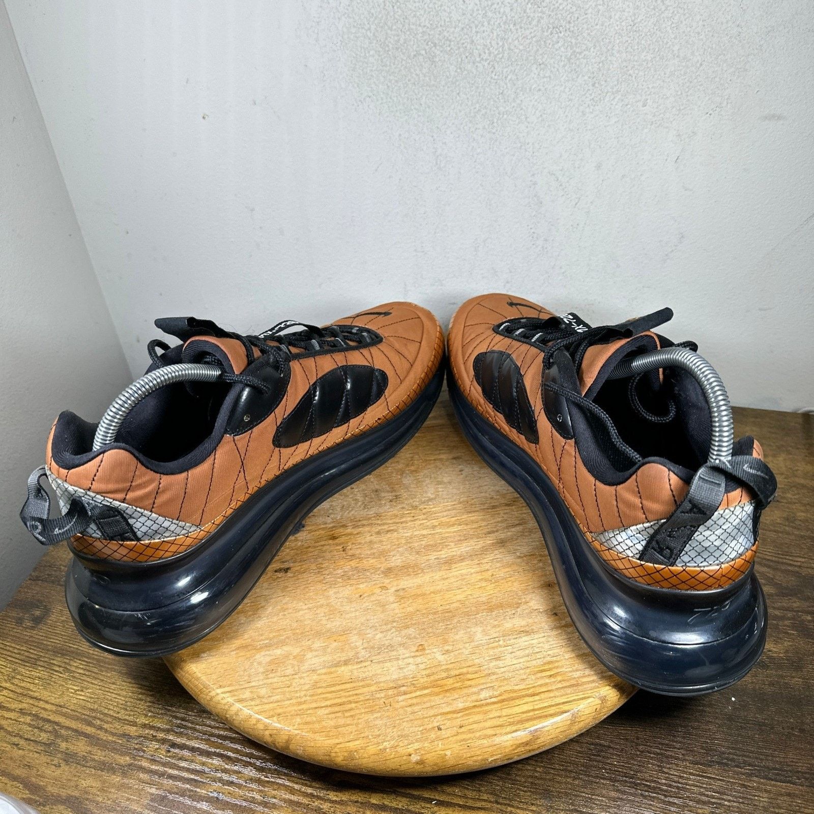 Nike Nike Air Max 720-818 Metallic Copper Men's Shoes Size 11 Size US 11 / EU 44 - 5 Thumbnail