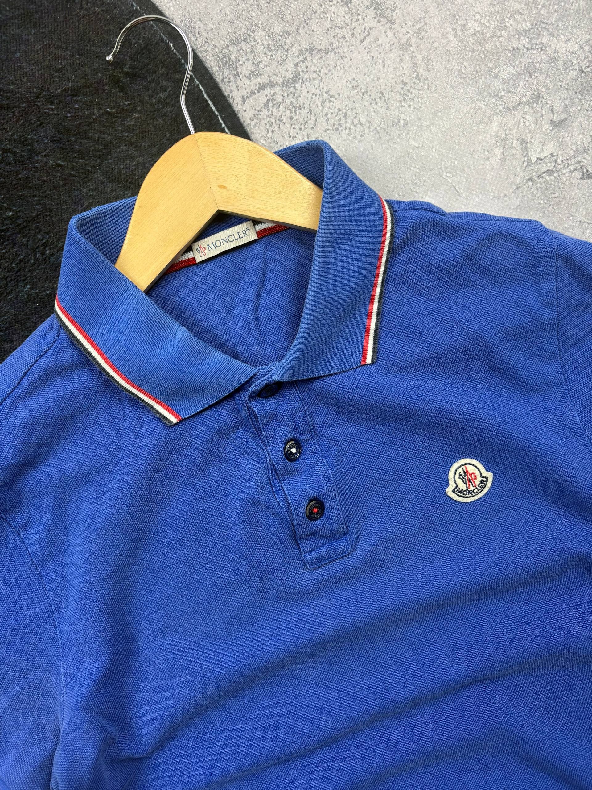 Moncler Moncler Polo T-shirt Luxury Size US S / EU 44-46 / 1 - 4 Thumbnail