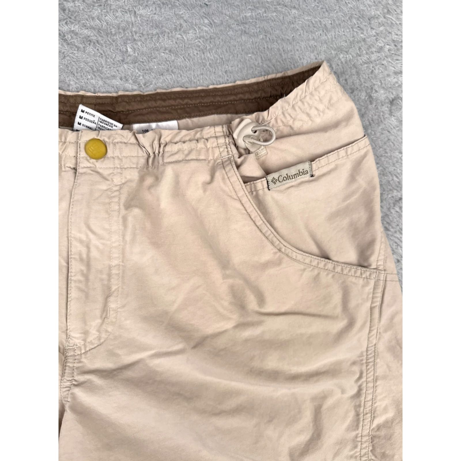 Vintage Columbia Shorts Women PM Beige Chino Cotton Nylon Blend Hiking 34x5 Petite Non-Vintage Activewear Casual Travel Shirt? Size 32" / US 10 / IT 46 - 5 Thumbnail