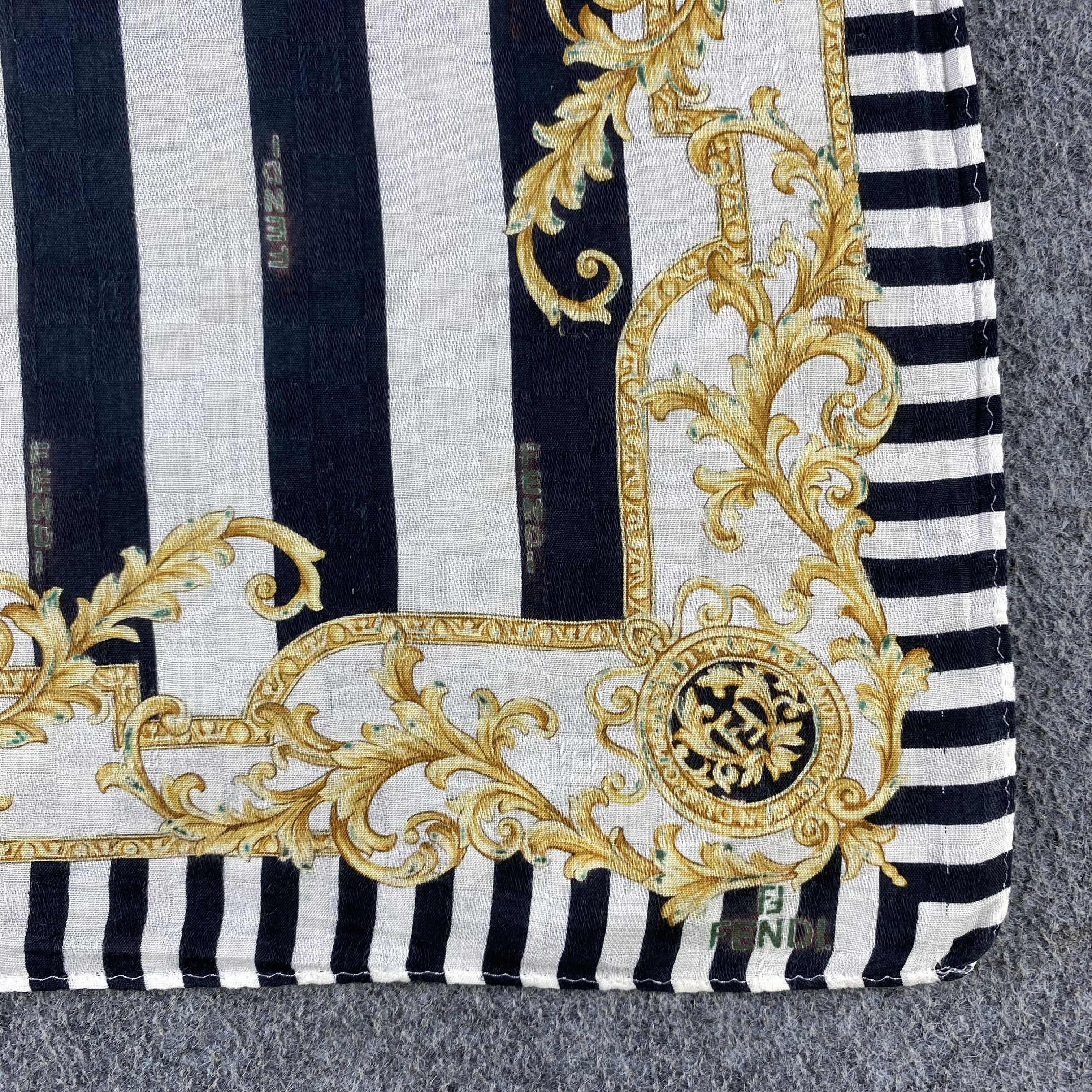 Vintage Fendi Handkerchief/Neckerchief/Bandana HC665 Size ONE SIZE - 3 Thumbnail